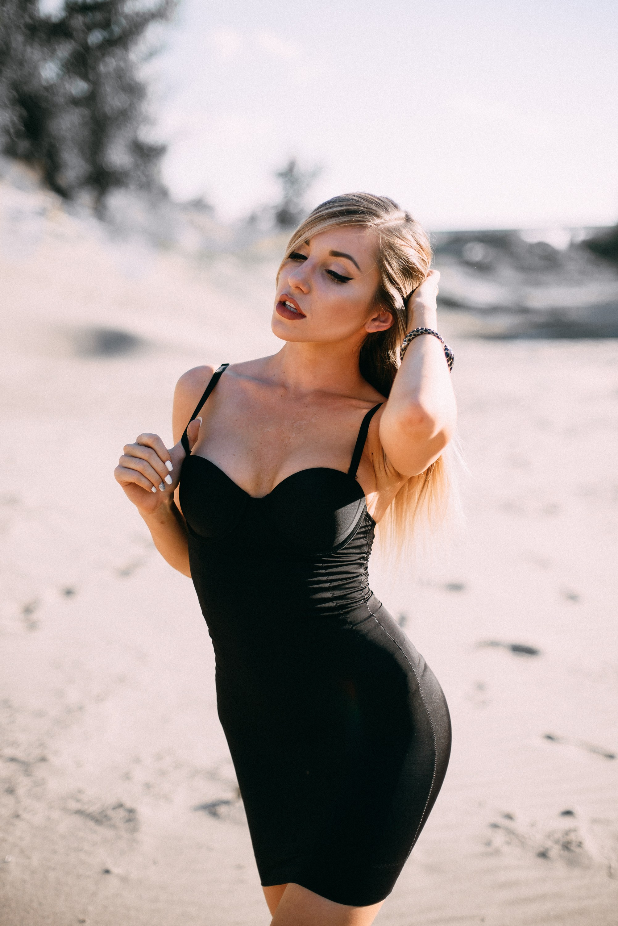 Саша и Вика. Главная