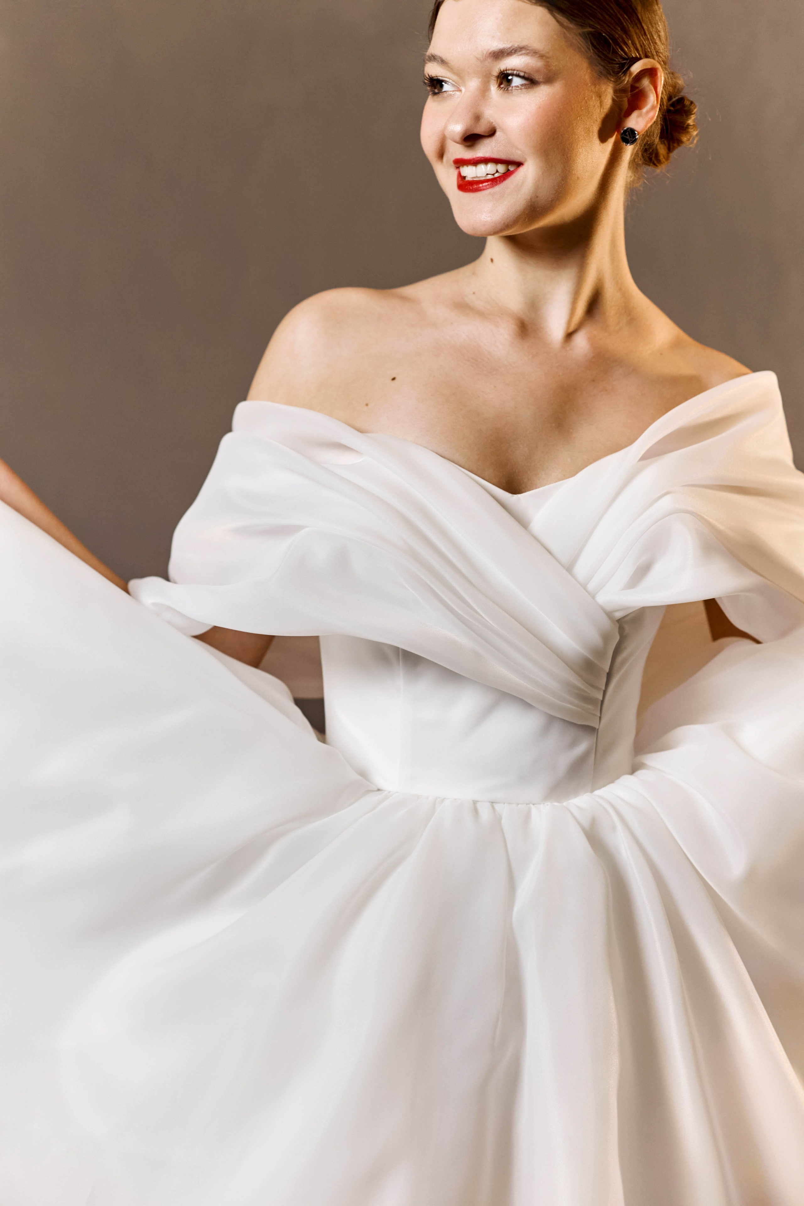 Виви. Свадебный салон-ателье Бонжур в Минске Bonjour