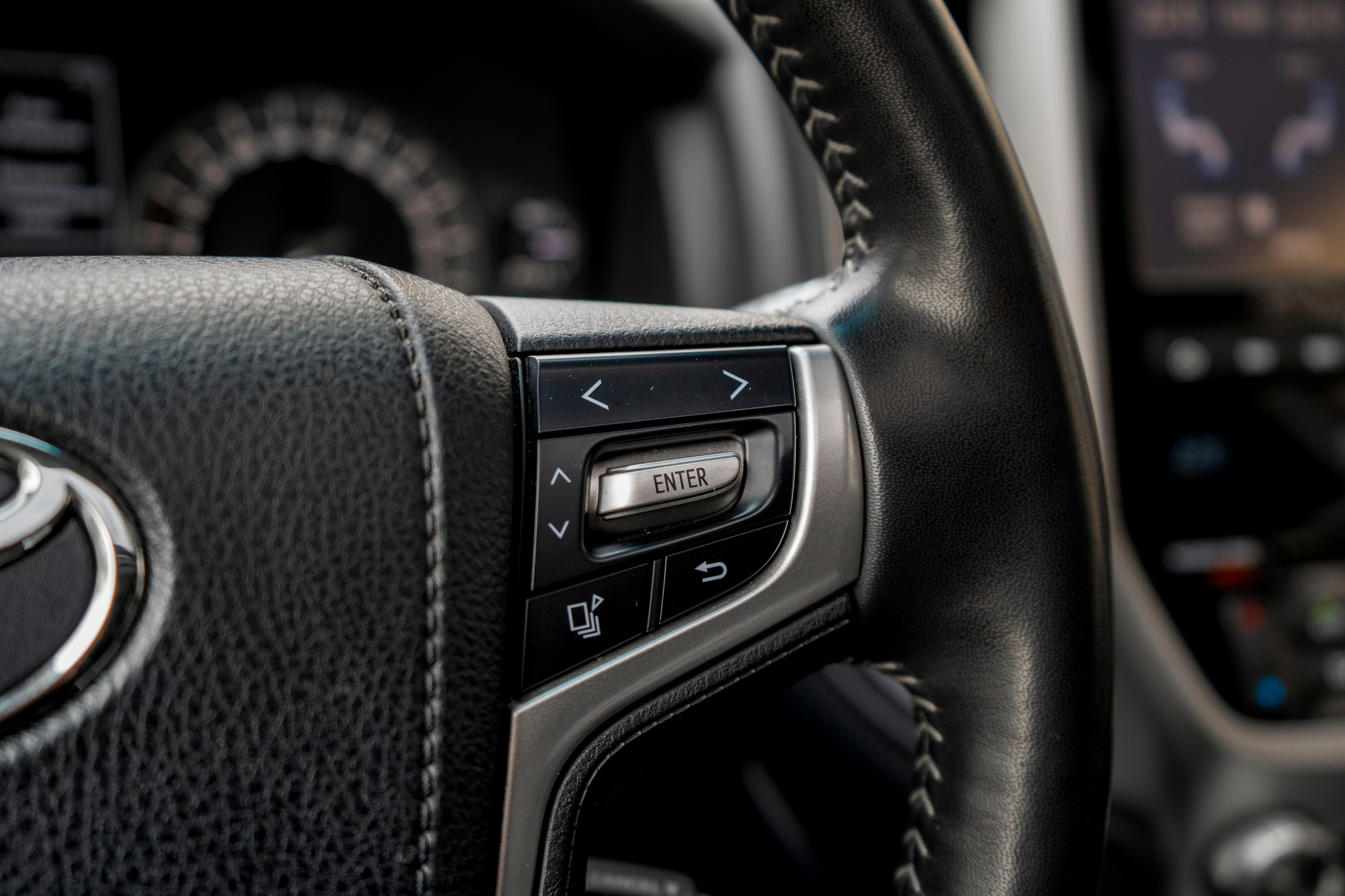 Toyota Land Cruzer 200