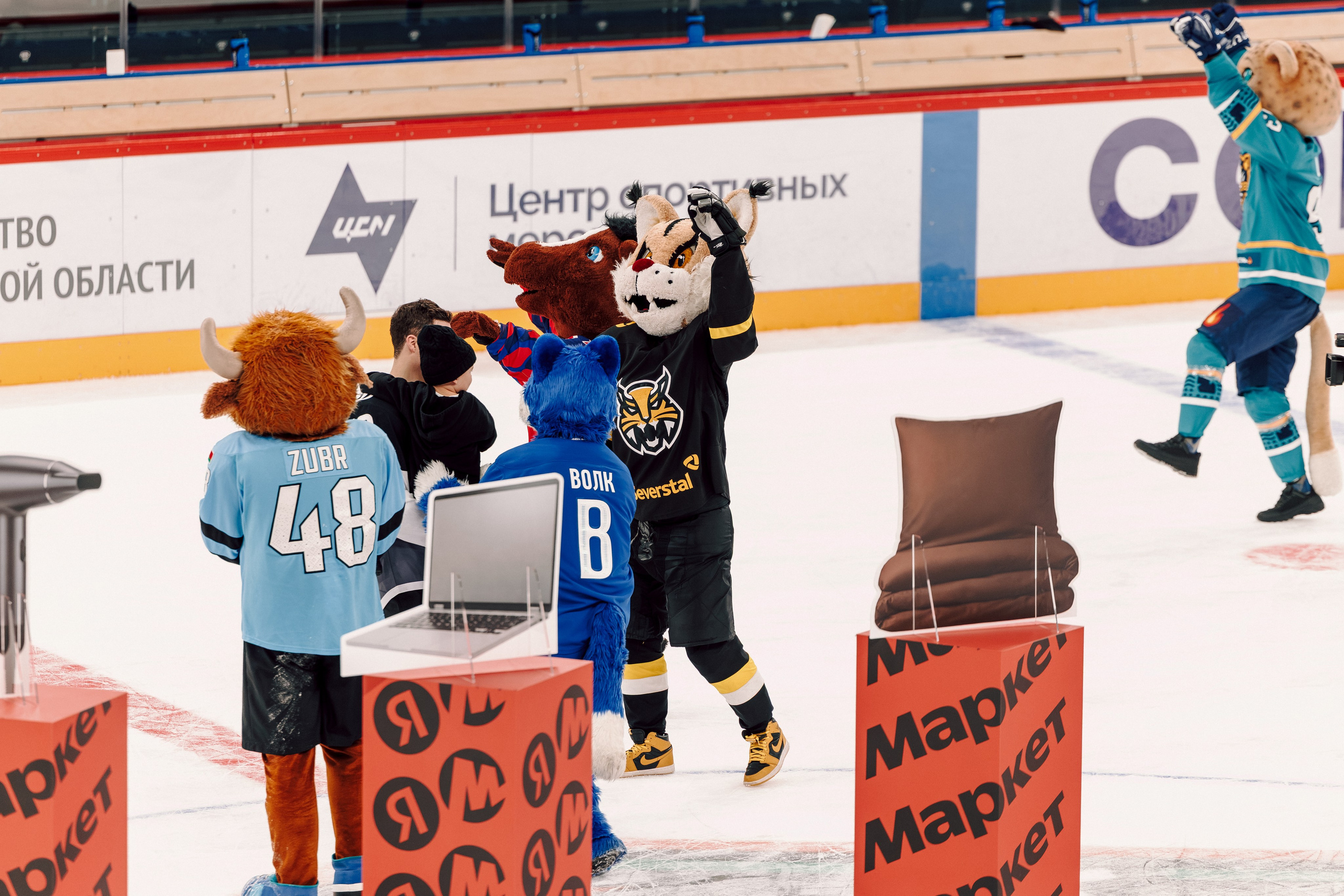 Fonbet All Star Week x Яндекс Маркет. Лёшка Варзегов — фотограф