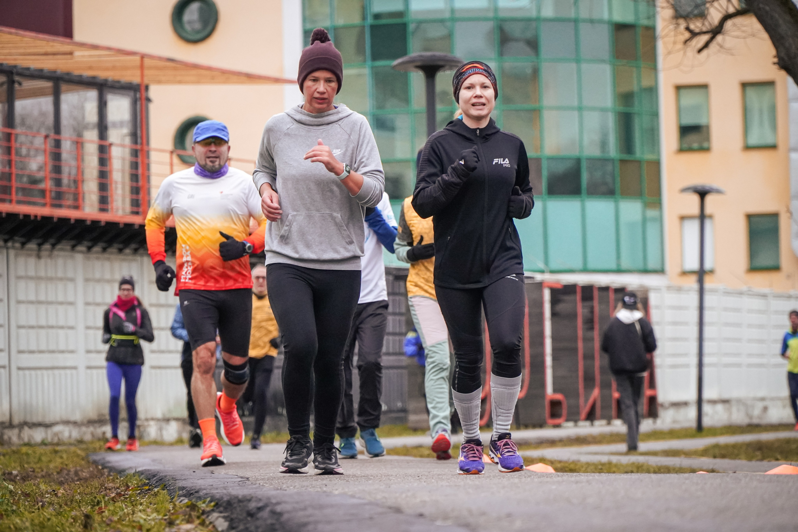 5 вёрст Реутов 16.11.2024. Роман Капилюшов. Бег. Фото. Видео. г. Люберцы