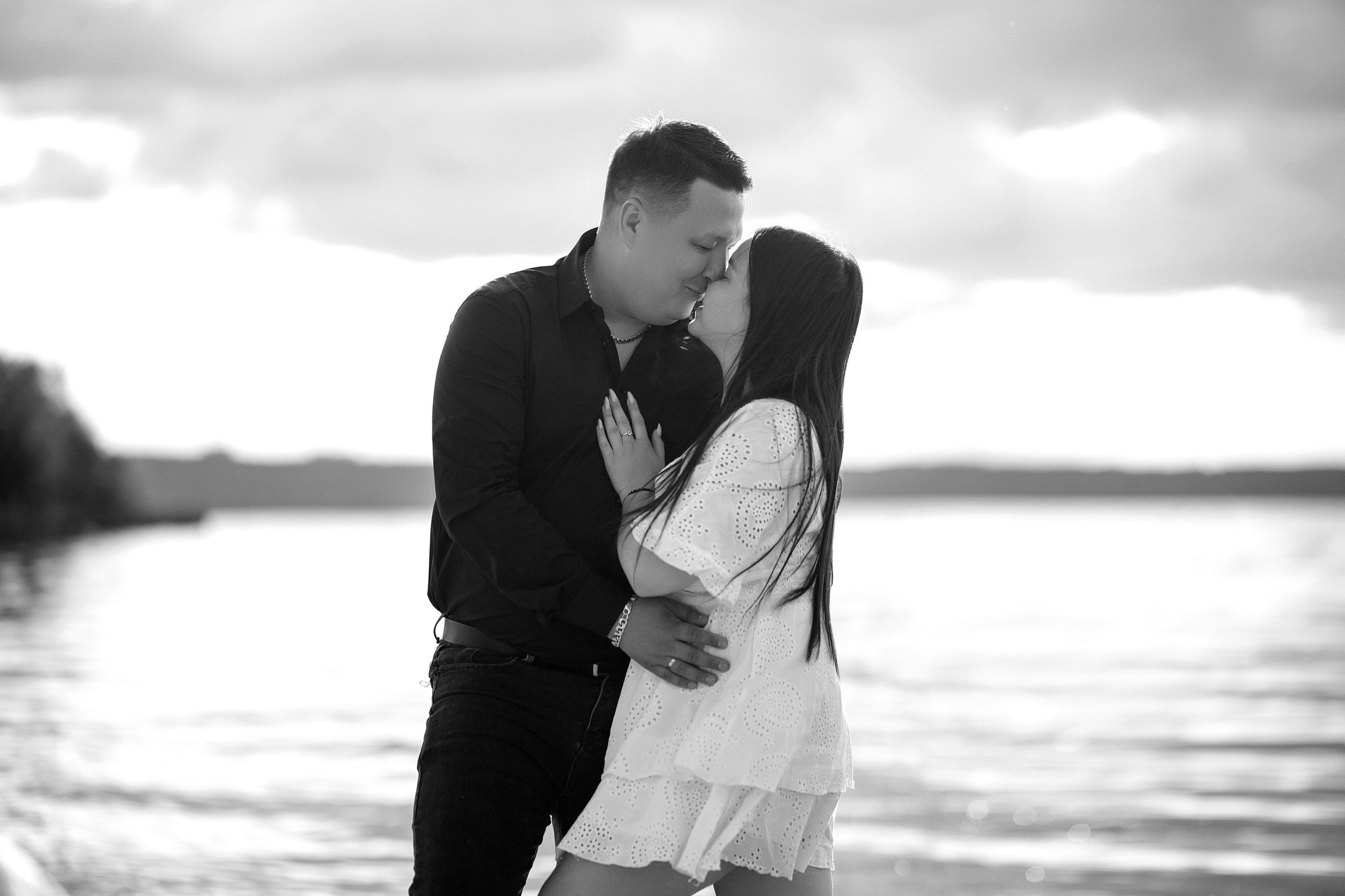 Берег Волги семья лето. Семейный и свадебный фотограф в Ульяновске Арина Авдеева