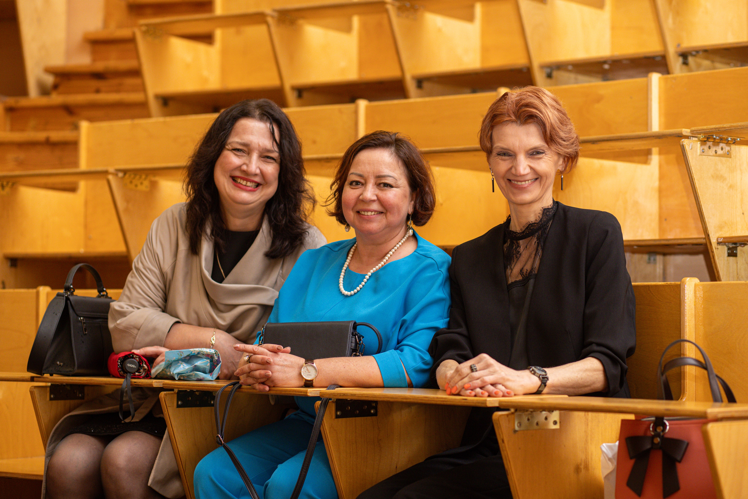 Встреча выпускников. Стоматологи СПб. Семейный фотограф в Вышнем Волочке — Ульяна Иванова | Фотосессии для всей семьи