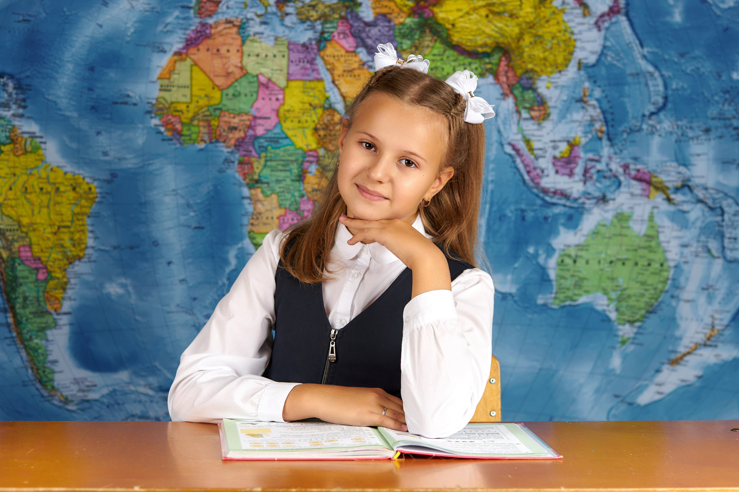 Средние портреты. Школьный фотограф Леонова Наталия