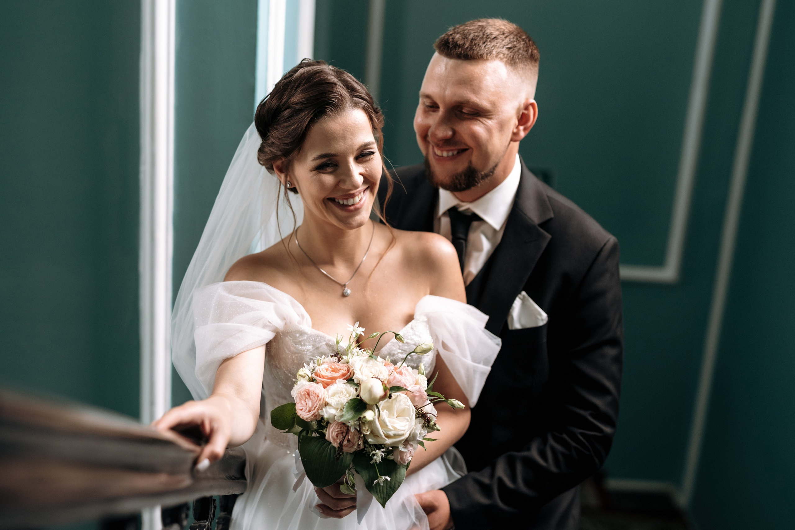 Свадебный день Яны и Максима, прогулка в лесу, Картинная галерея в Тамбове. Свадебный фотограф в Тамбове Павел Четвертков