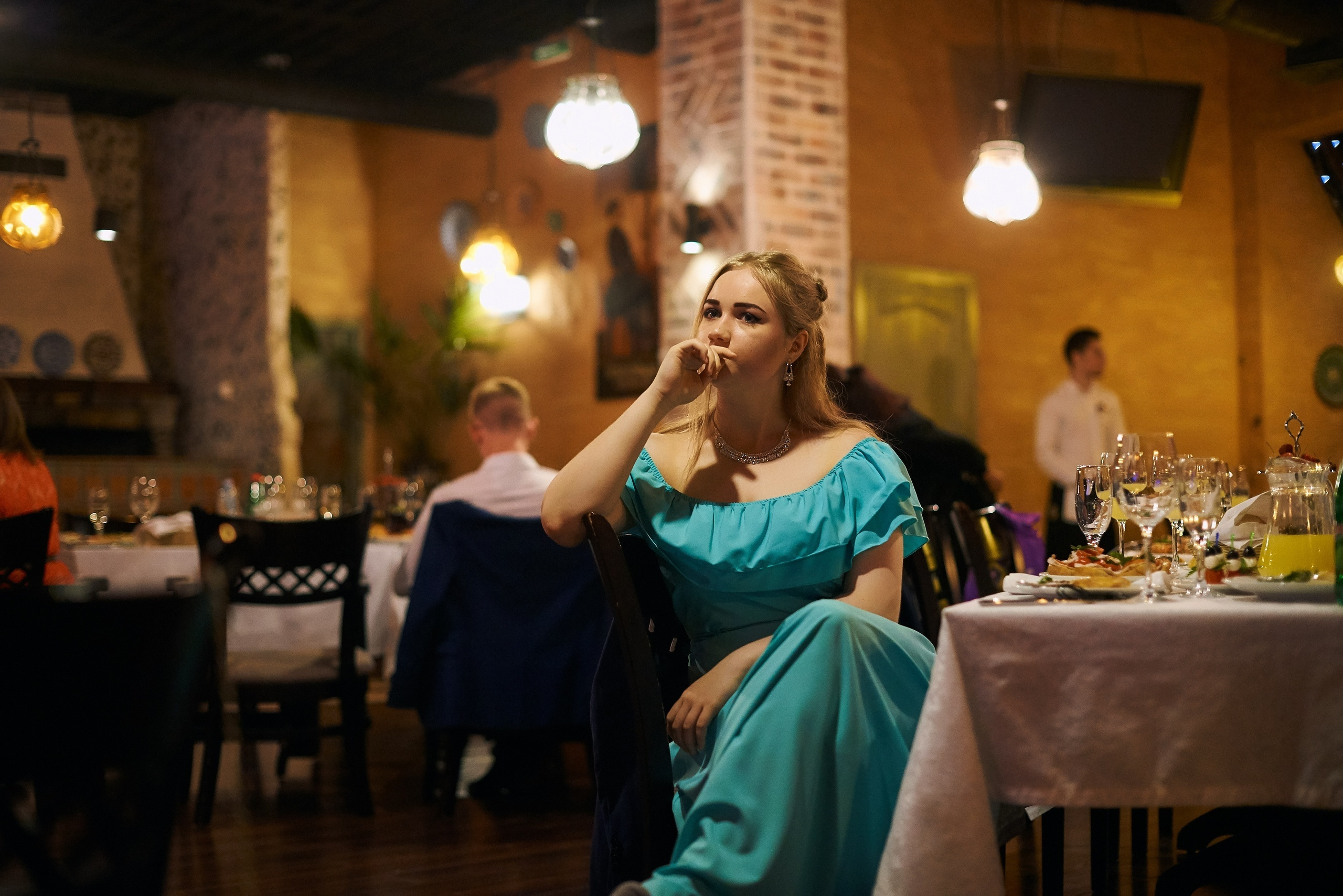 Фотосъёмка выпускного в школе. Артём Савиных — профессиональный фотограф в Москве | Репортажи, свадьбы, портреты