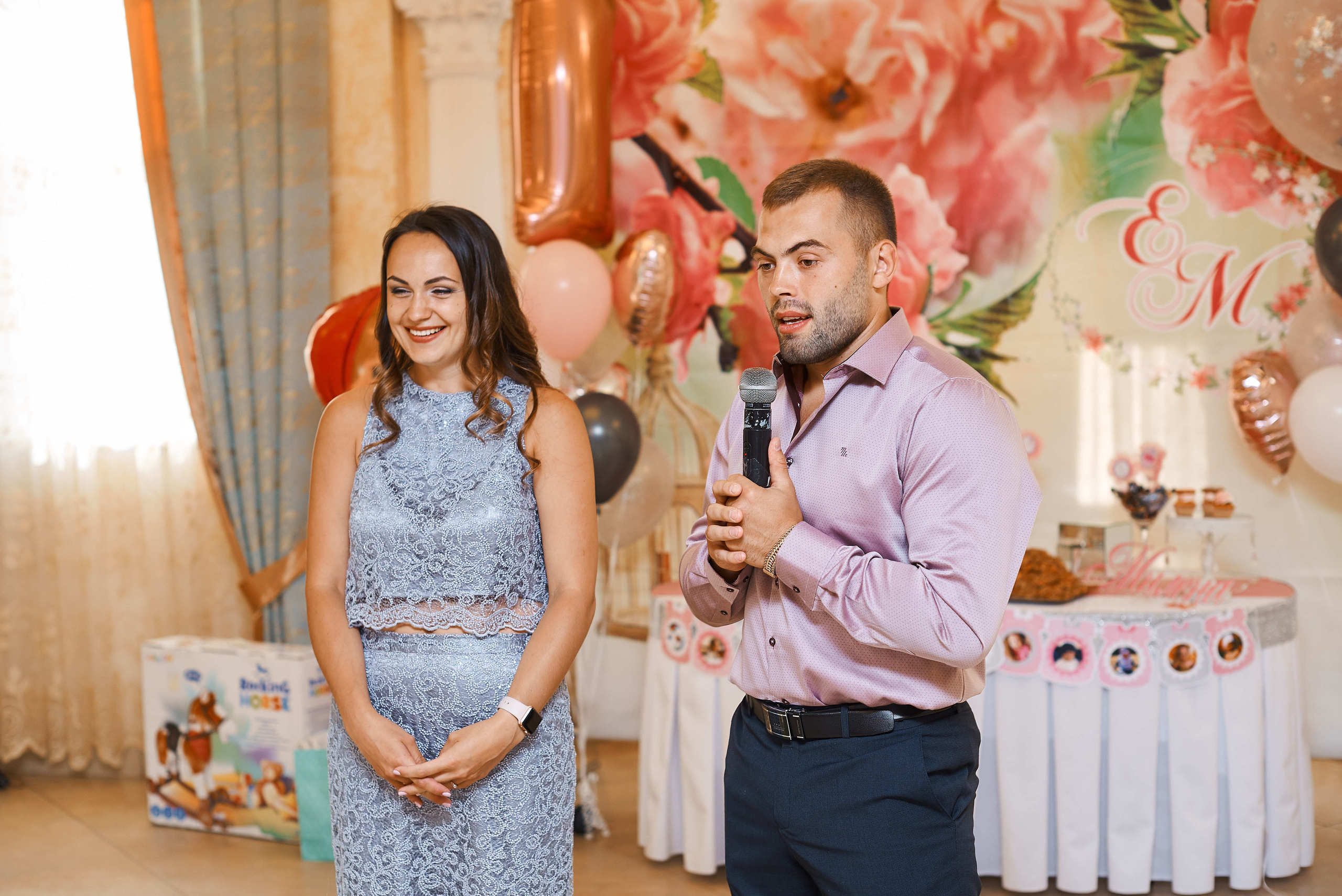 Фотосъёмка дня рождения малышки на 1 годик. Артём Савиных — профессиональный фотограф в Москве | Репортажи, свадьбы, портреты