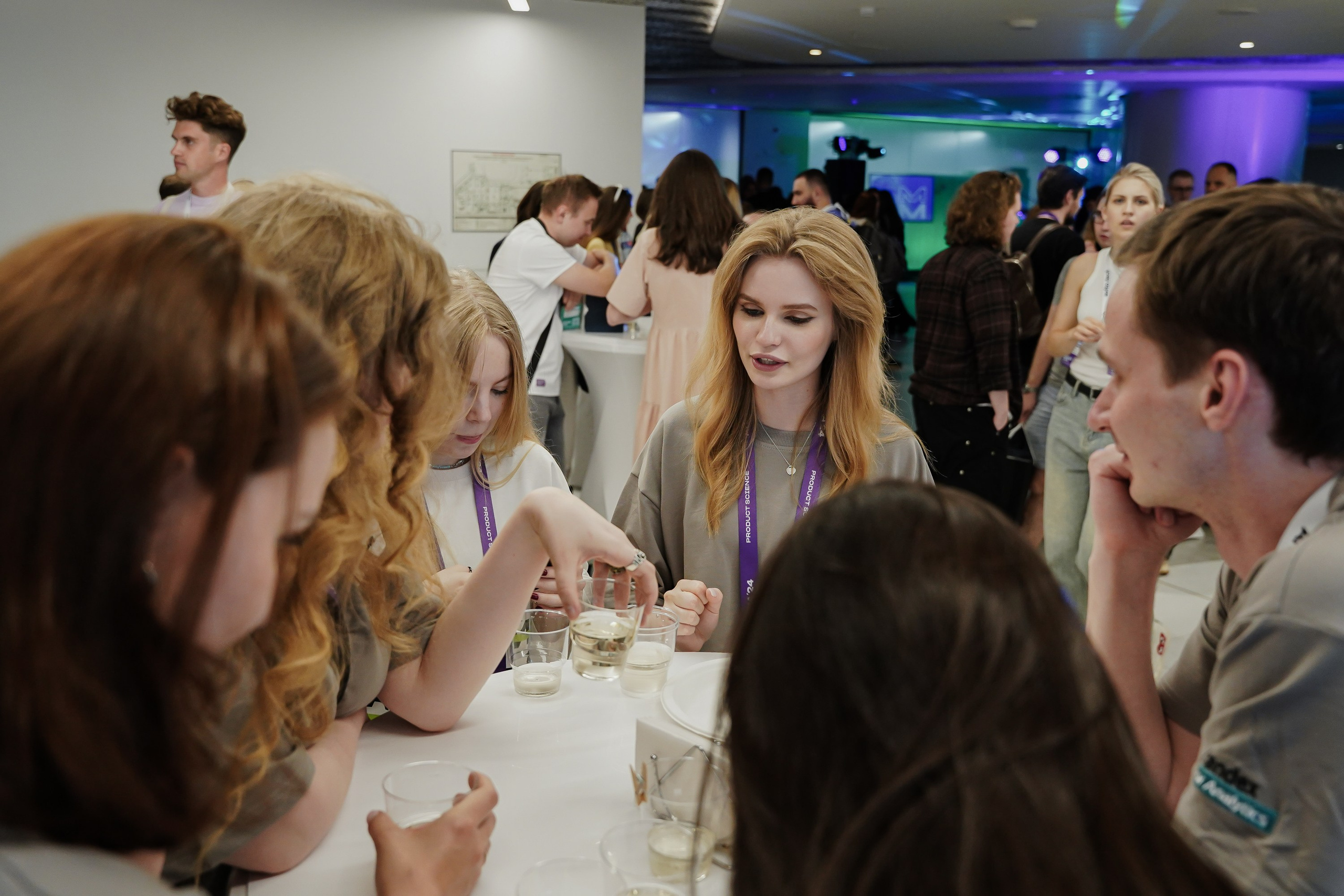 Aha! — 6 июня 2024. Фотобанк Матемаркетинг