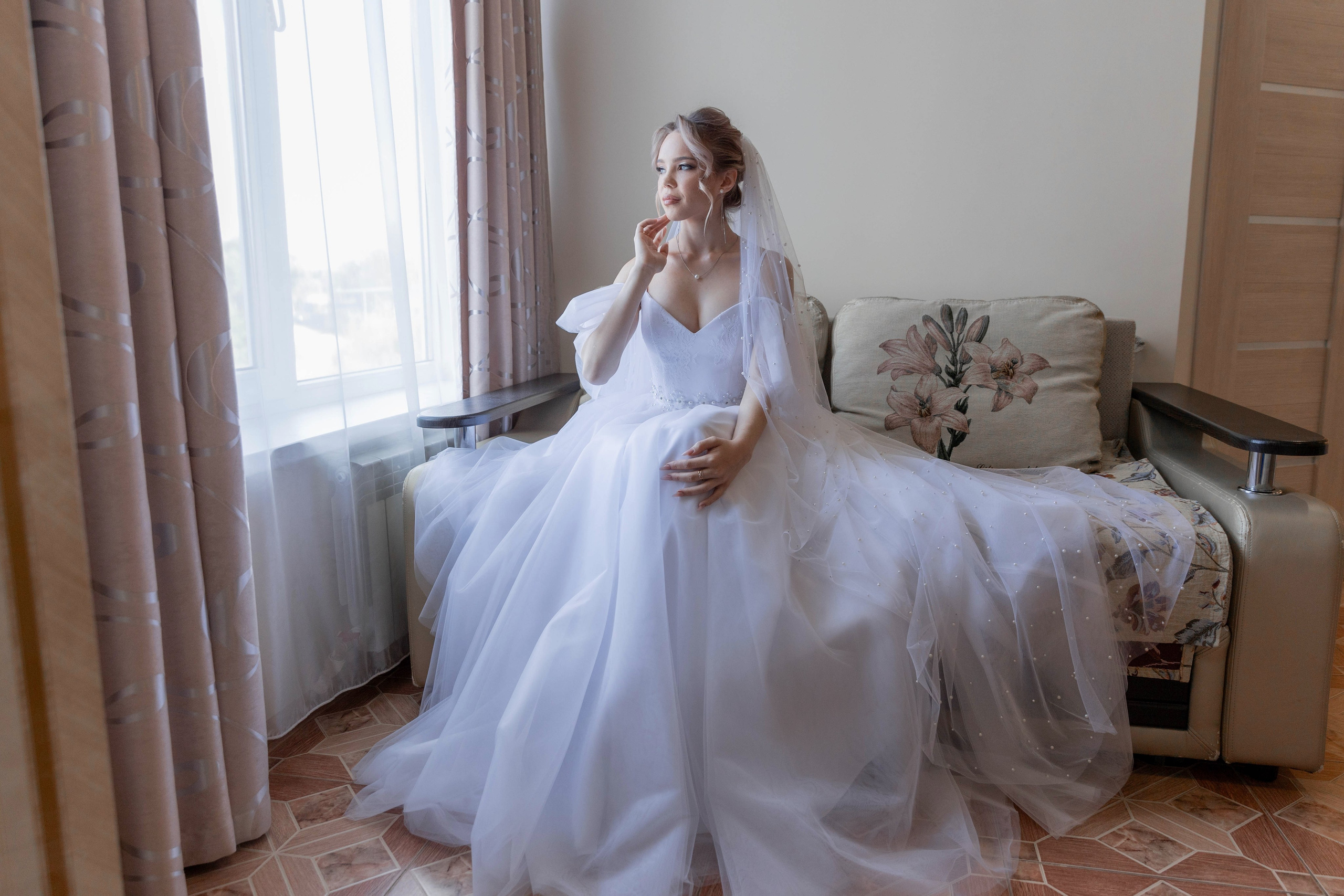 Утро невесты Марины. Свадебный семейный фотограф Костырина Светлана