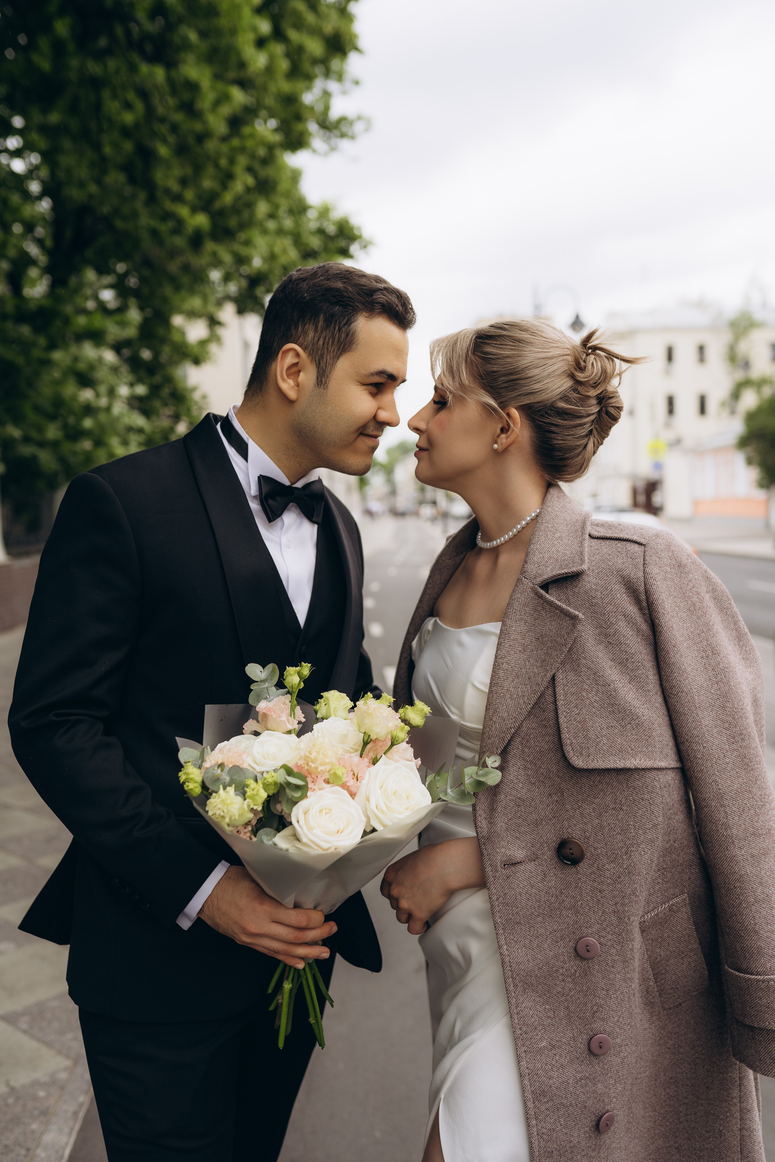 Свадебная фотопрогулка в Москве по центру. Свадебный фотограф в Москве Анна Полушина