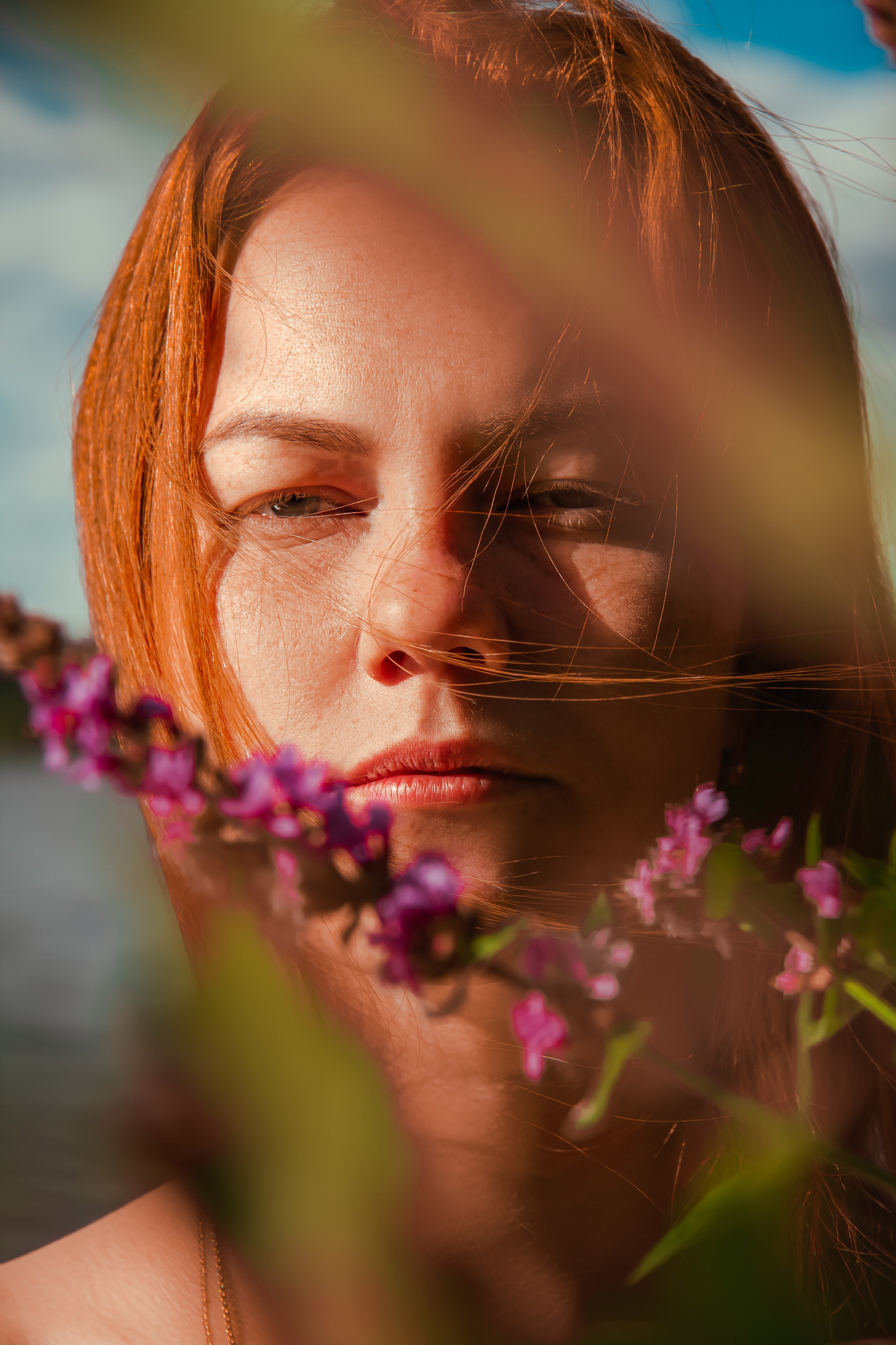 Портерная фотография на природе.