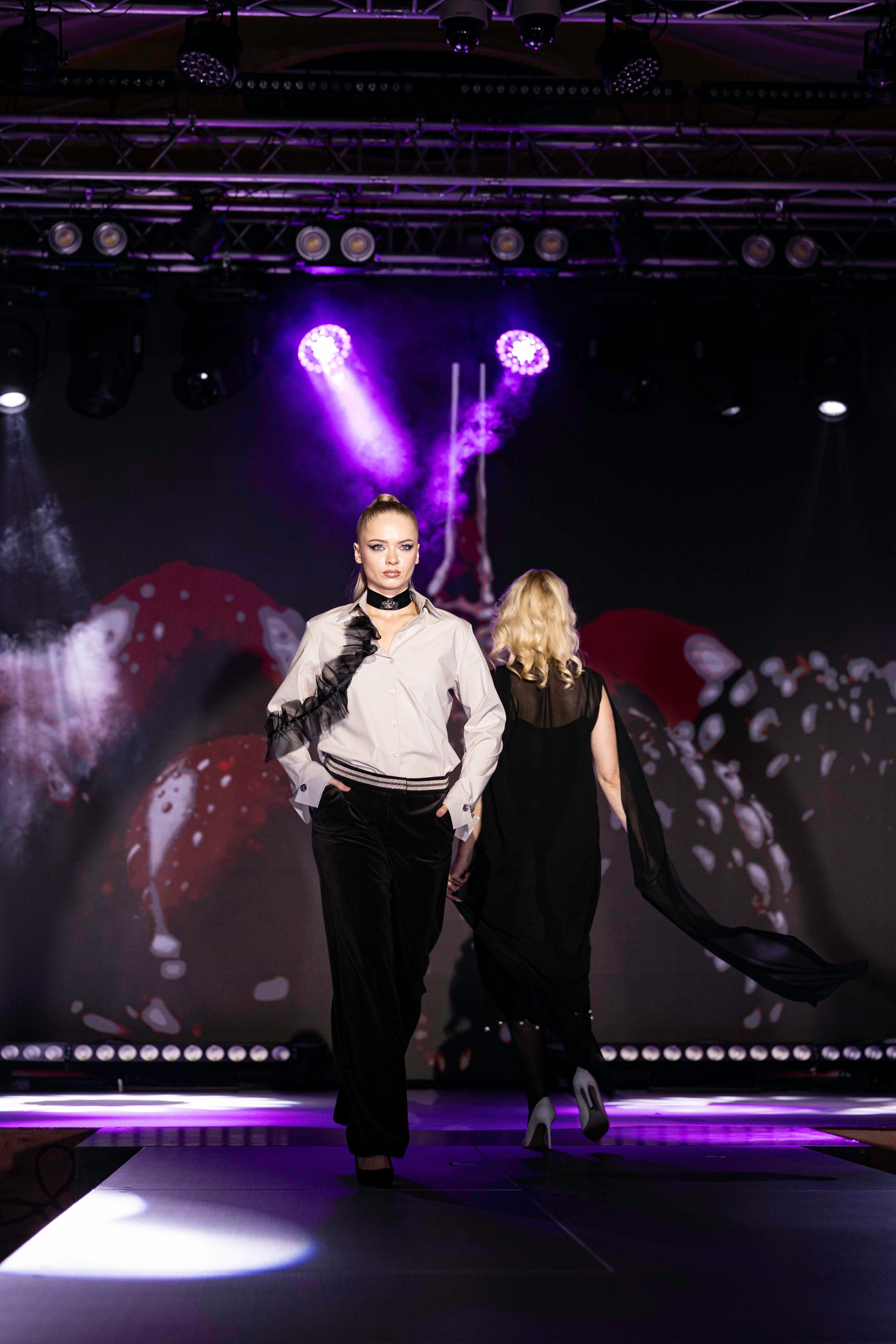 Модный показ «ИСКУШЕНИЕ» Казино Шамбала. Фотограф Olya Posnimay