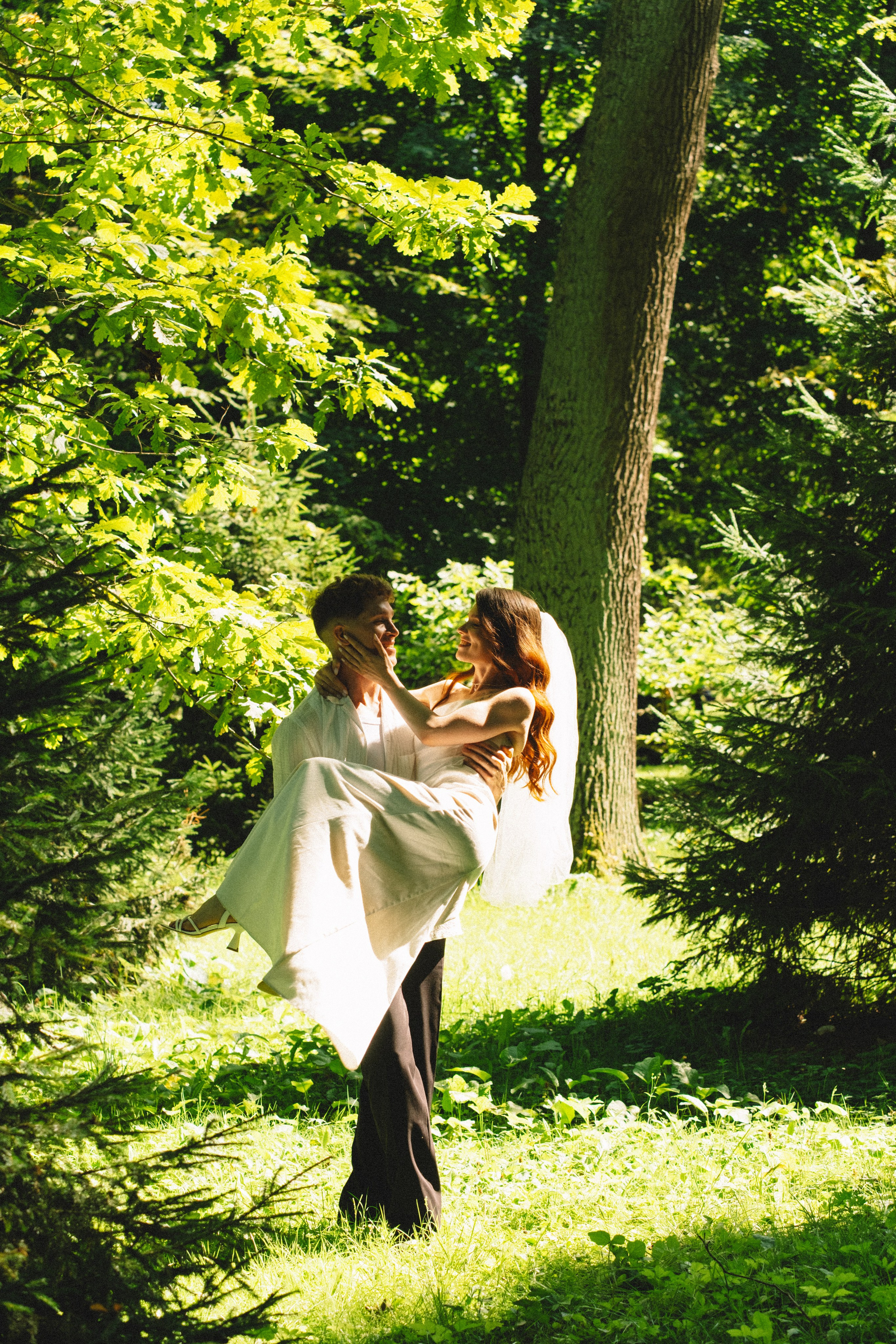 СВАДЕБНАЯ СЬЕМКА В ПЕТЕРГОФЕ И СЬЕМКА РЕПОРТАЖА В ЗАГСЕ ПЕТЕРГОФА. Профессиональный фотограф, Санкт-Петербург — Виктория Богомолова