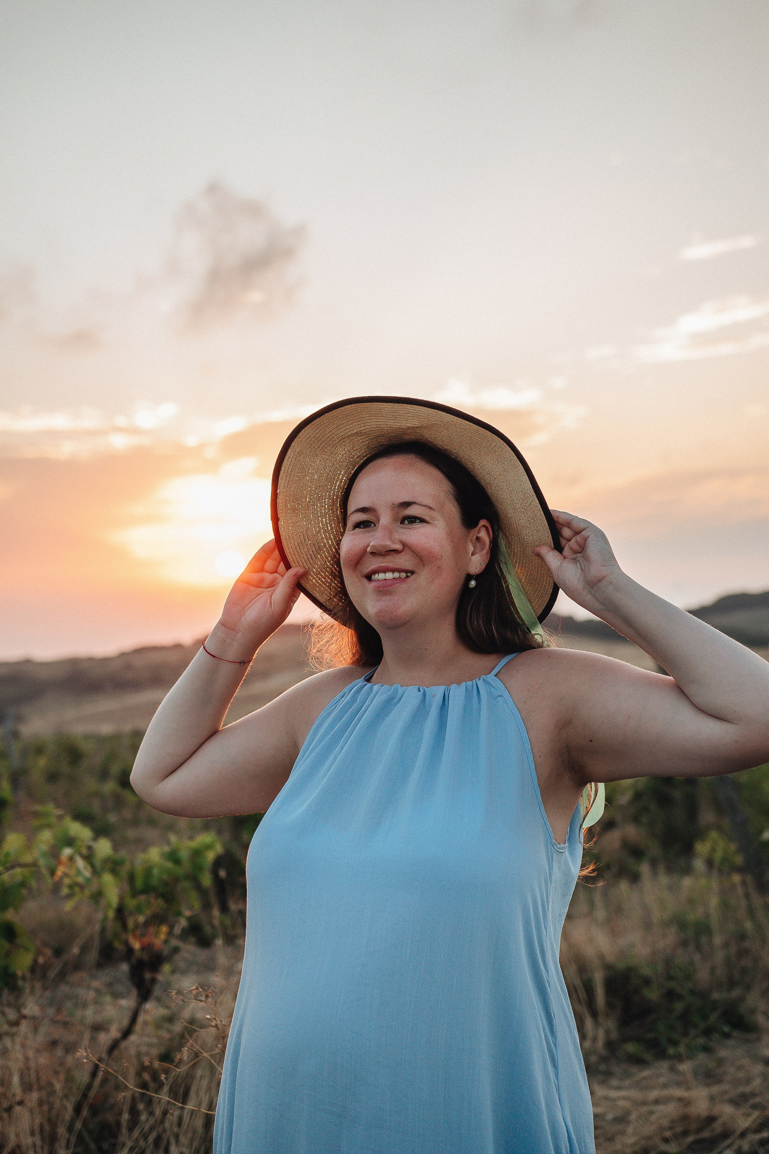 Антон и Мария — виноградная лоза Гай-Кодзора. Семейный фотограф Новороссийск, Анапа, Геленджик — Юлия Давыдова