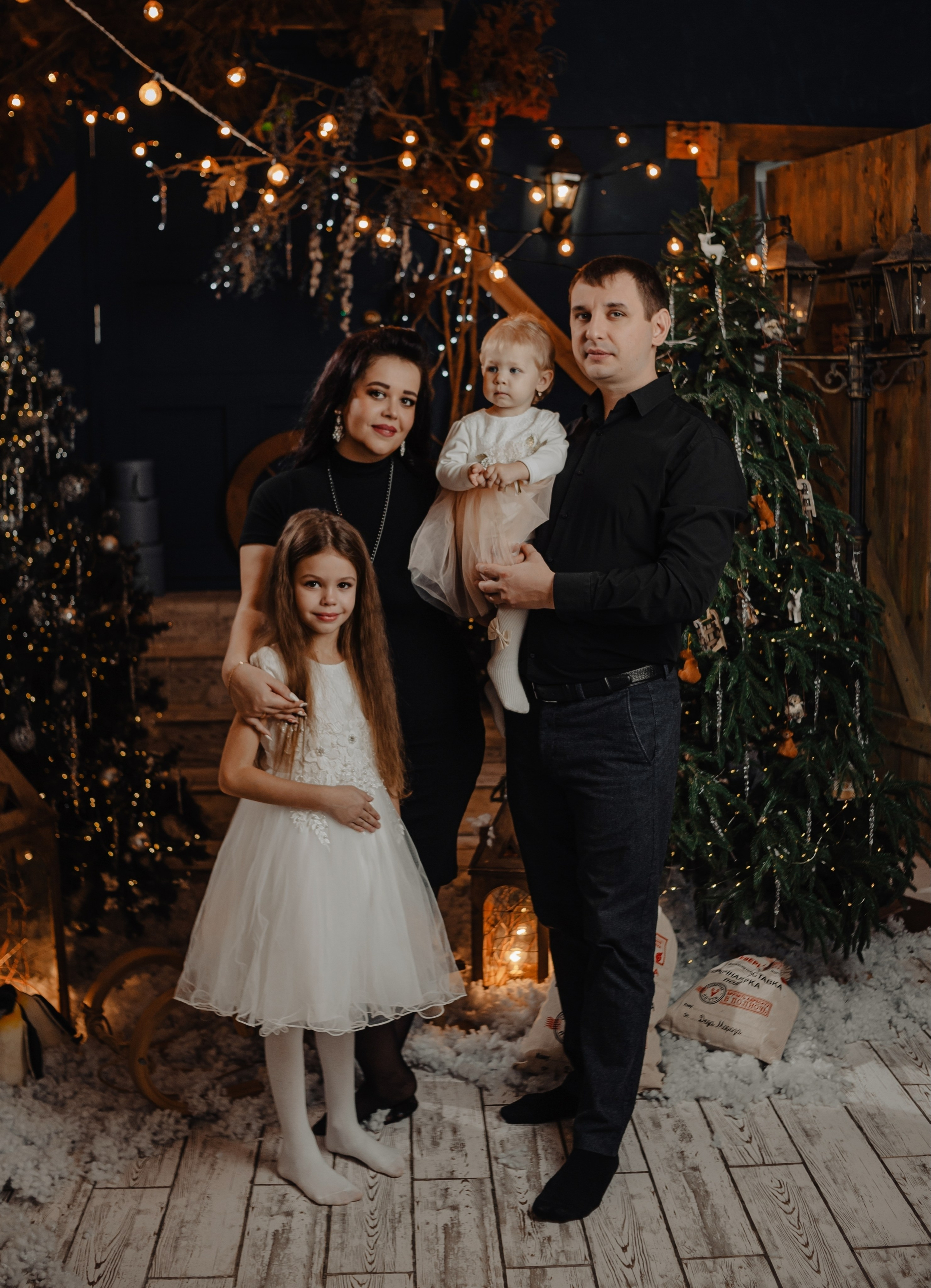 Оля с семьей. Фотограф Брянск