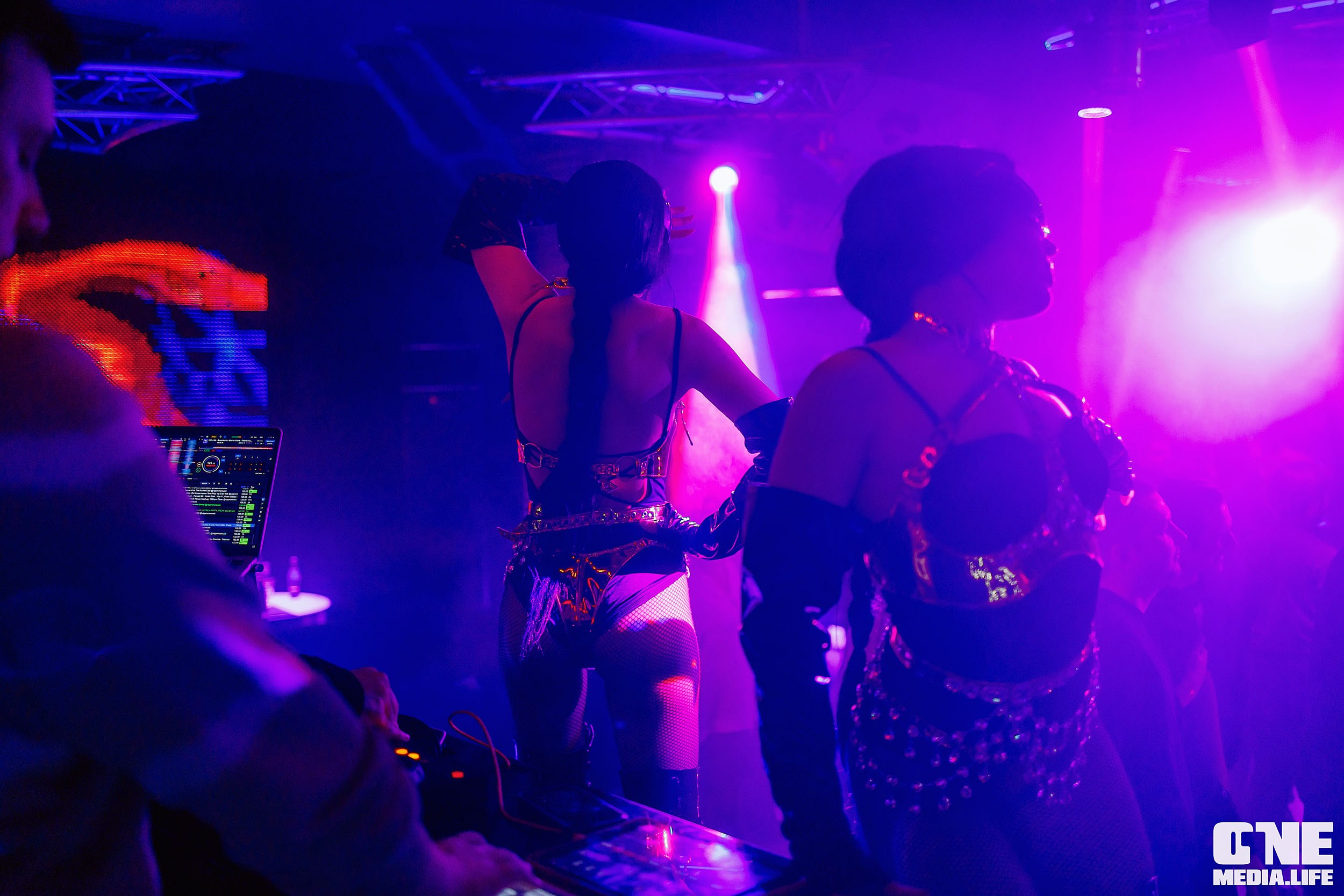 Фоторепортаж из РК Планета. One Media Life: фоторепортажи, фотоотчеты с мероприятий и заведений