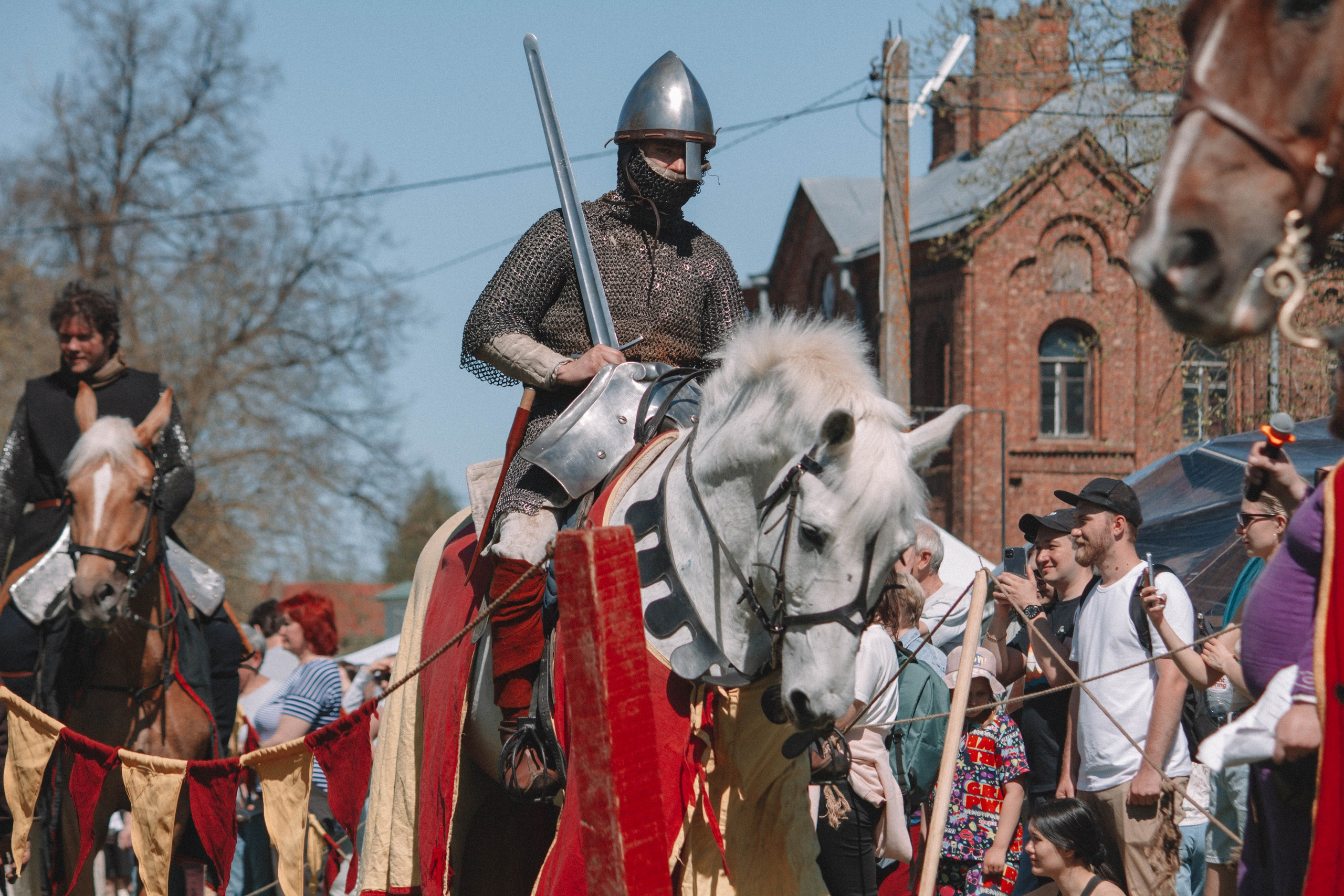 СТАРАЯ ЛАДОГА — Историко-культурный фестиваль. Создадим шедевр? Виталина и её фотоискусство