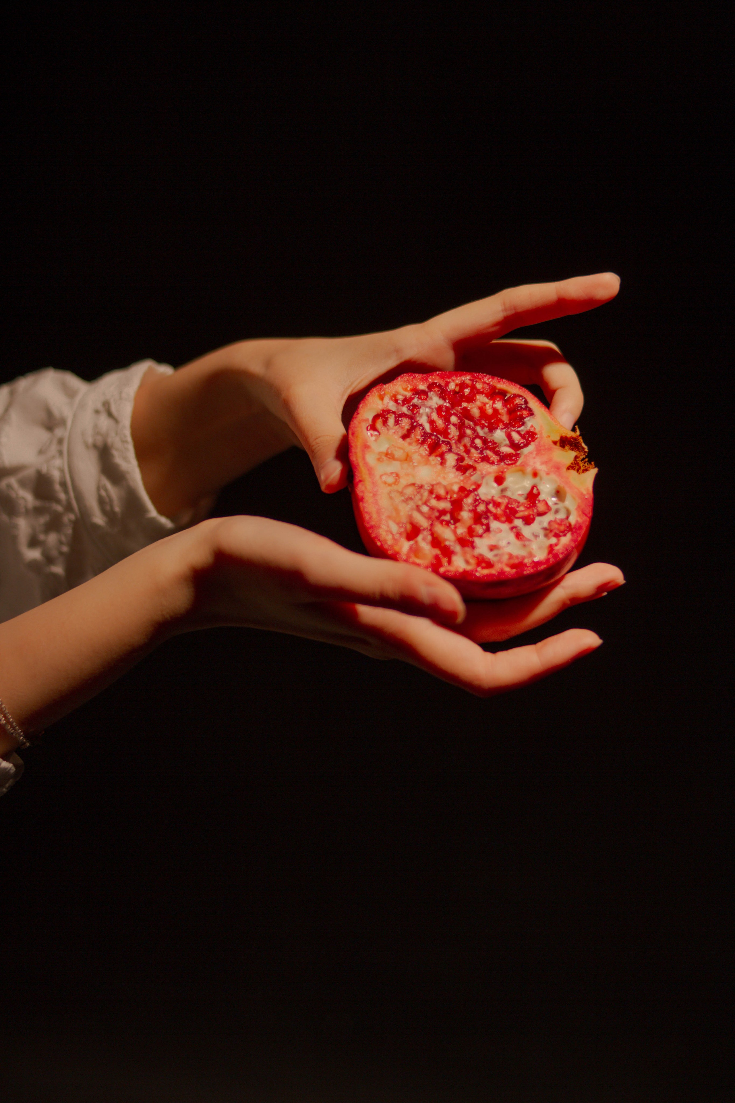 Гранат и жемчуг. Создадим шедевр? Виталина и её фотоискусство