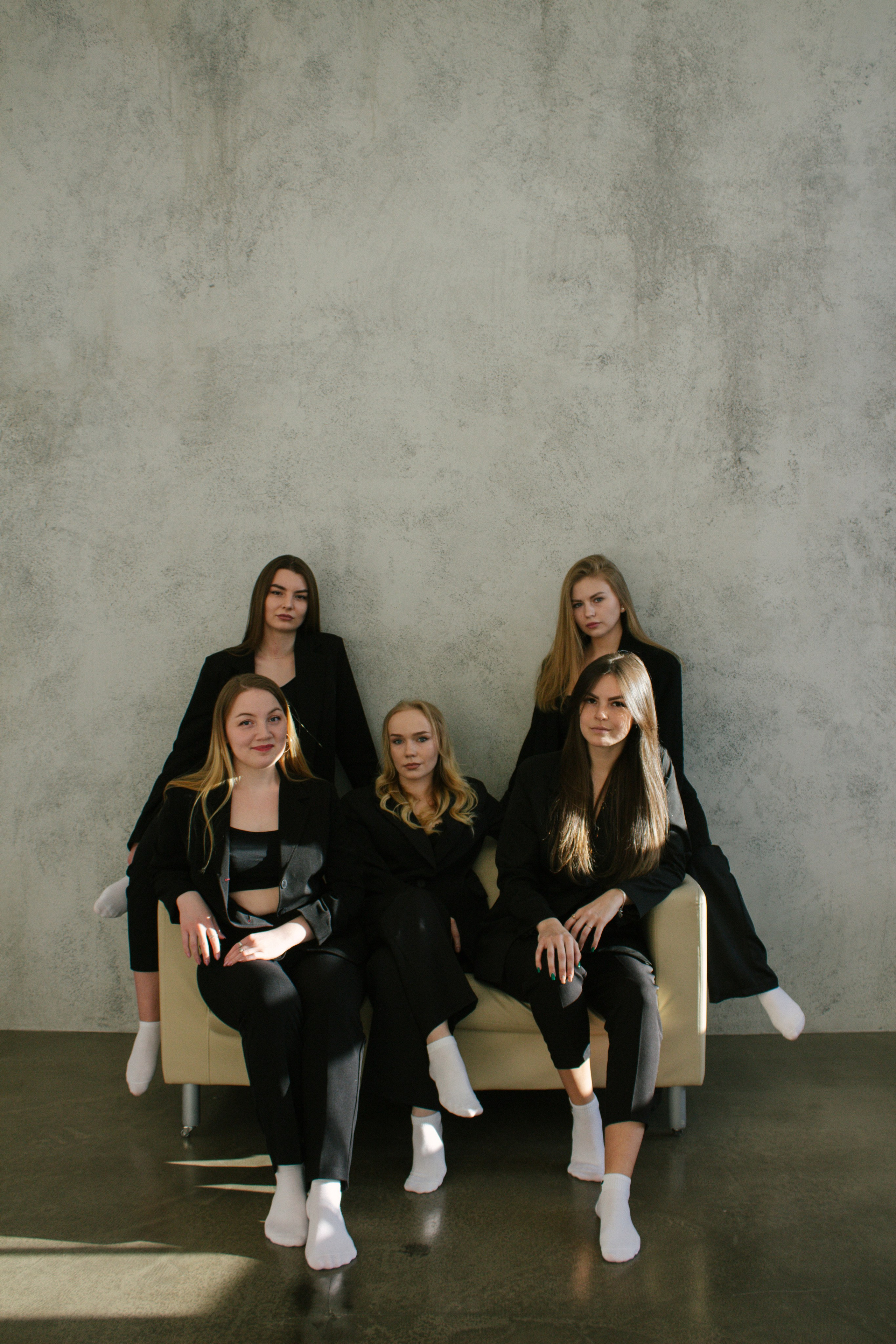 Подарок на 8 марта от мальчиков. Фотограф Настя Булочка Екатеринубрг