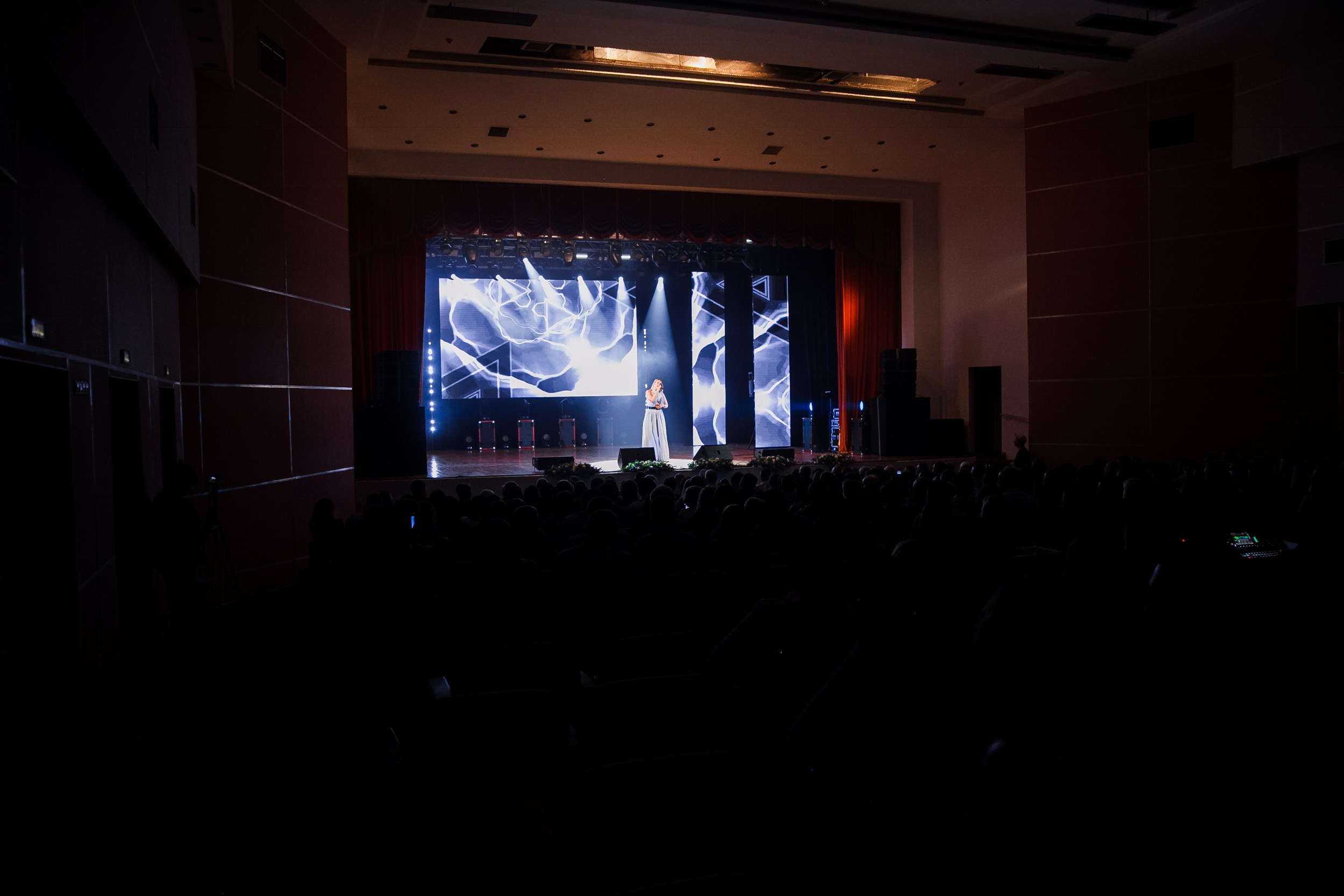 Юбилей фирмы «НЕФТЕЗАВОДМОНТАЖ». Свадебный и детский фотограф в Волгограде Слава Белов