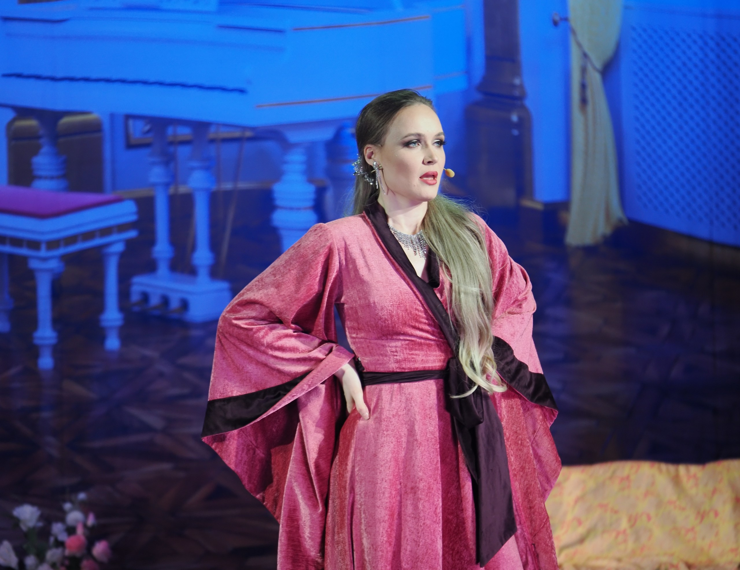 «БУФФ-ПАРАДИЗ» Летучая мышь (в Нск). Портретный и спортивный фотограф в Новосибирске и Твери Кононов Алексей