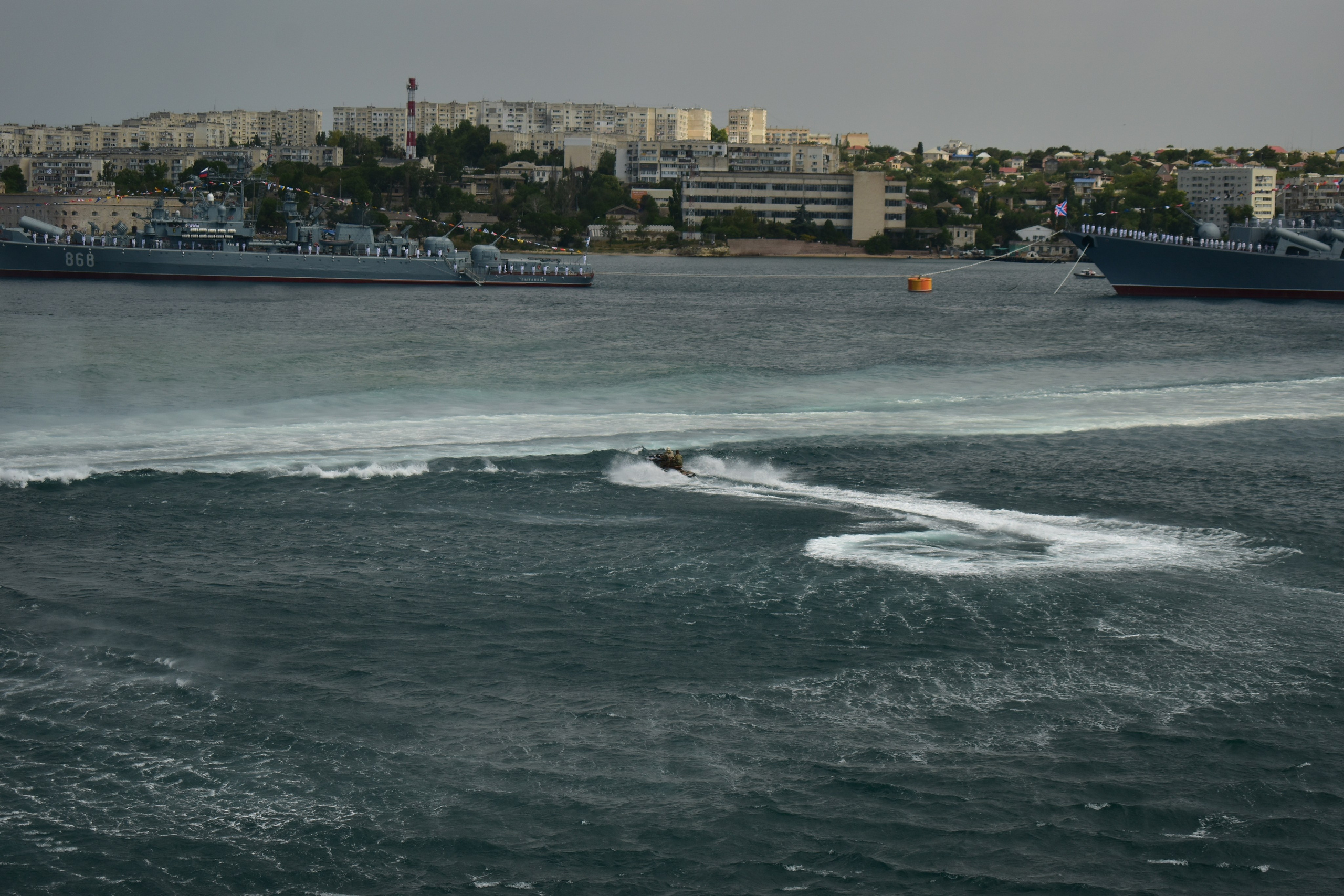 Парад ВМФ. Фотограф-ретушер в Крыму Юля Лобурец