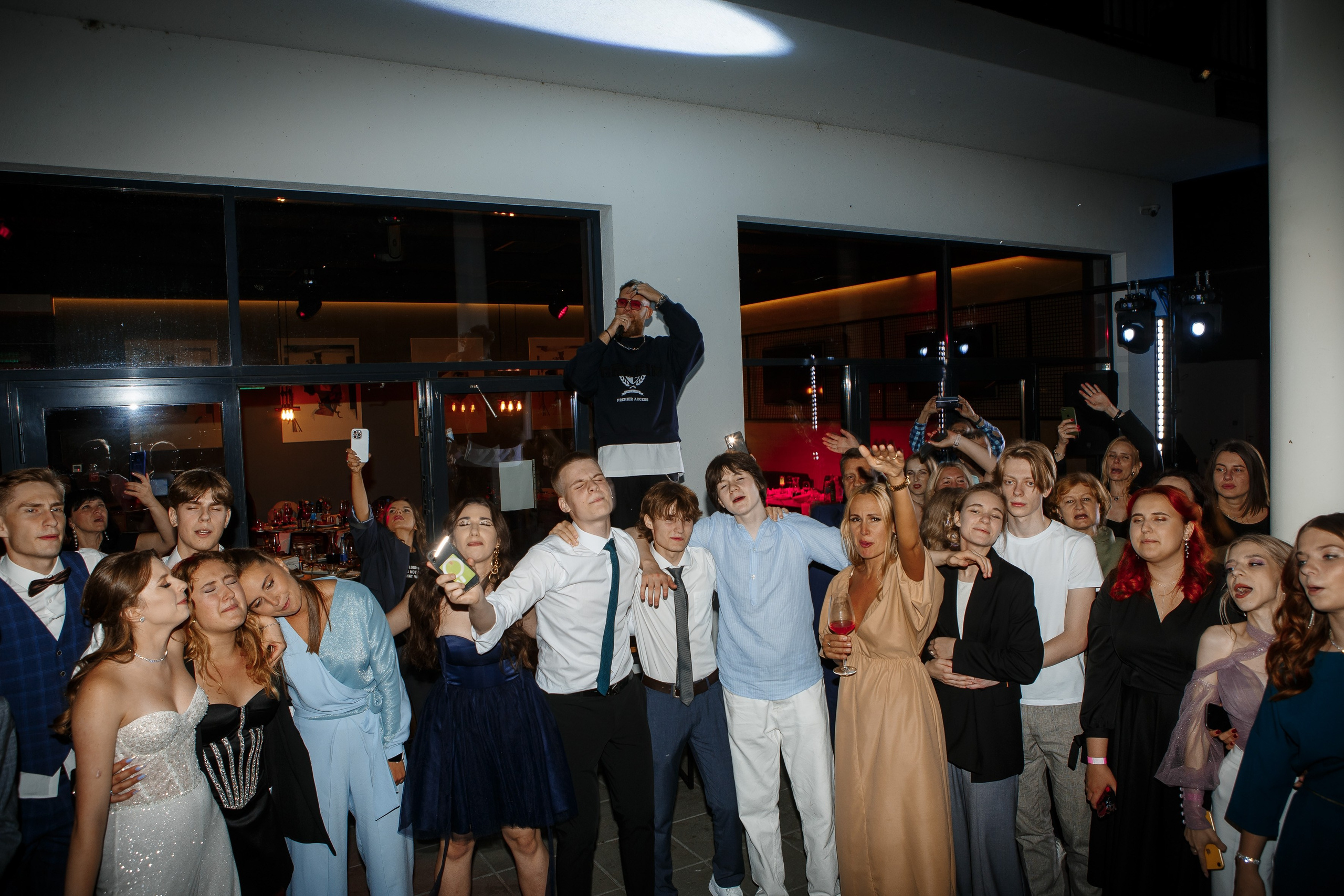 Выпускной Гимназия 12 2024 OpenHouse. Свадебный и портретный Фотограф в Липецке Дмитрий Котюков