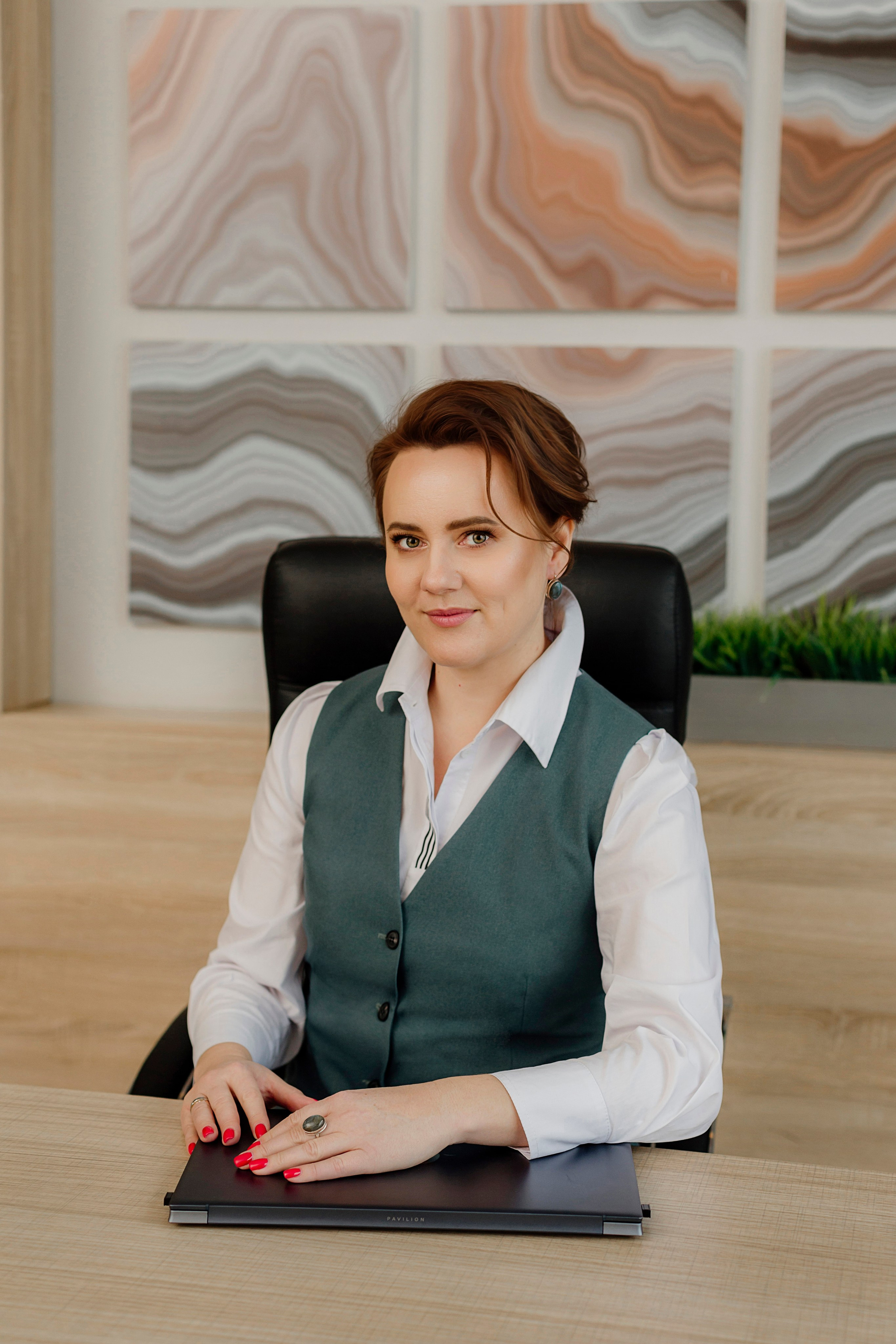 Деловая фотосессия для директора школы. Деловая и Бизнес съемка в  Москве Инесса Грушко