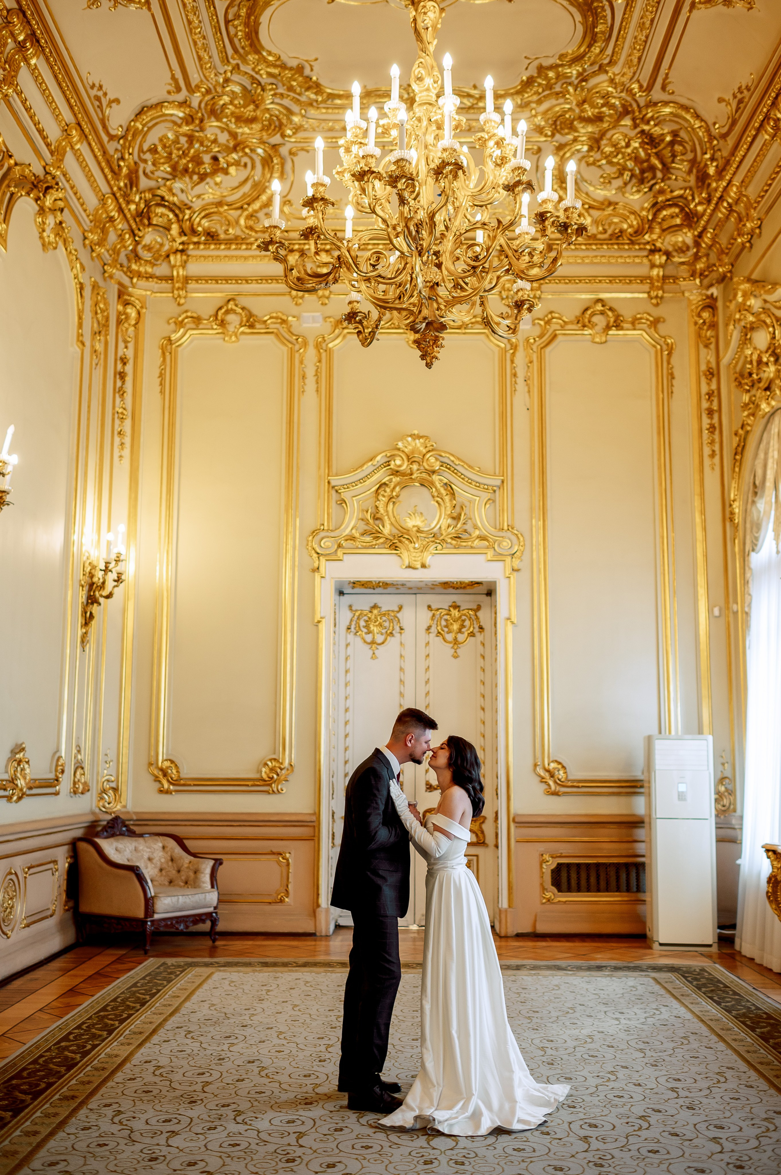 Камерная свадьба в Первом Дворце Бракосочетания №1 на Английской набережной Яны и Евгения. Портретный, семейный и свадебный фотограф в Санкт-Петербурге и в Пушкине Ширяев Денис