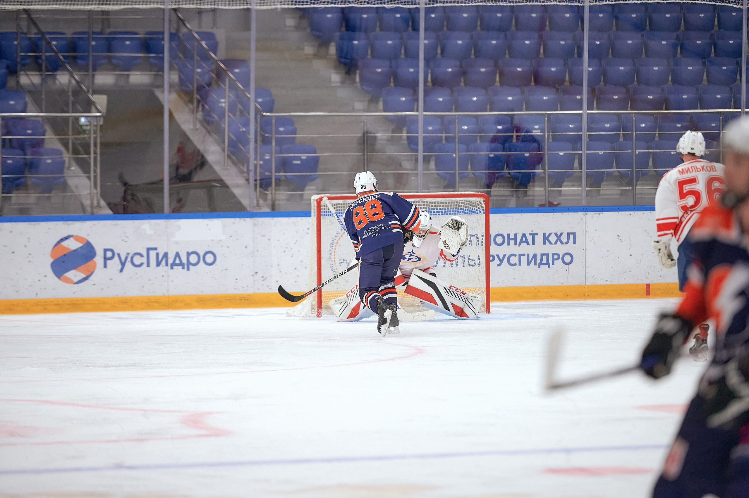 Портфолио репортажной фотосъёмки: Кристалл арена — Хоккей — РусГидро. Фотограф Яковлев Роман — Красноярск