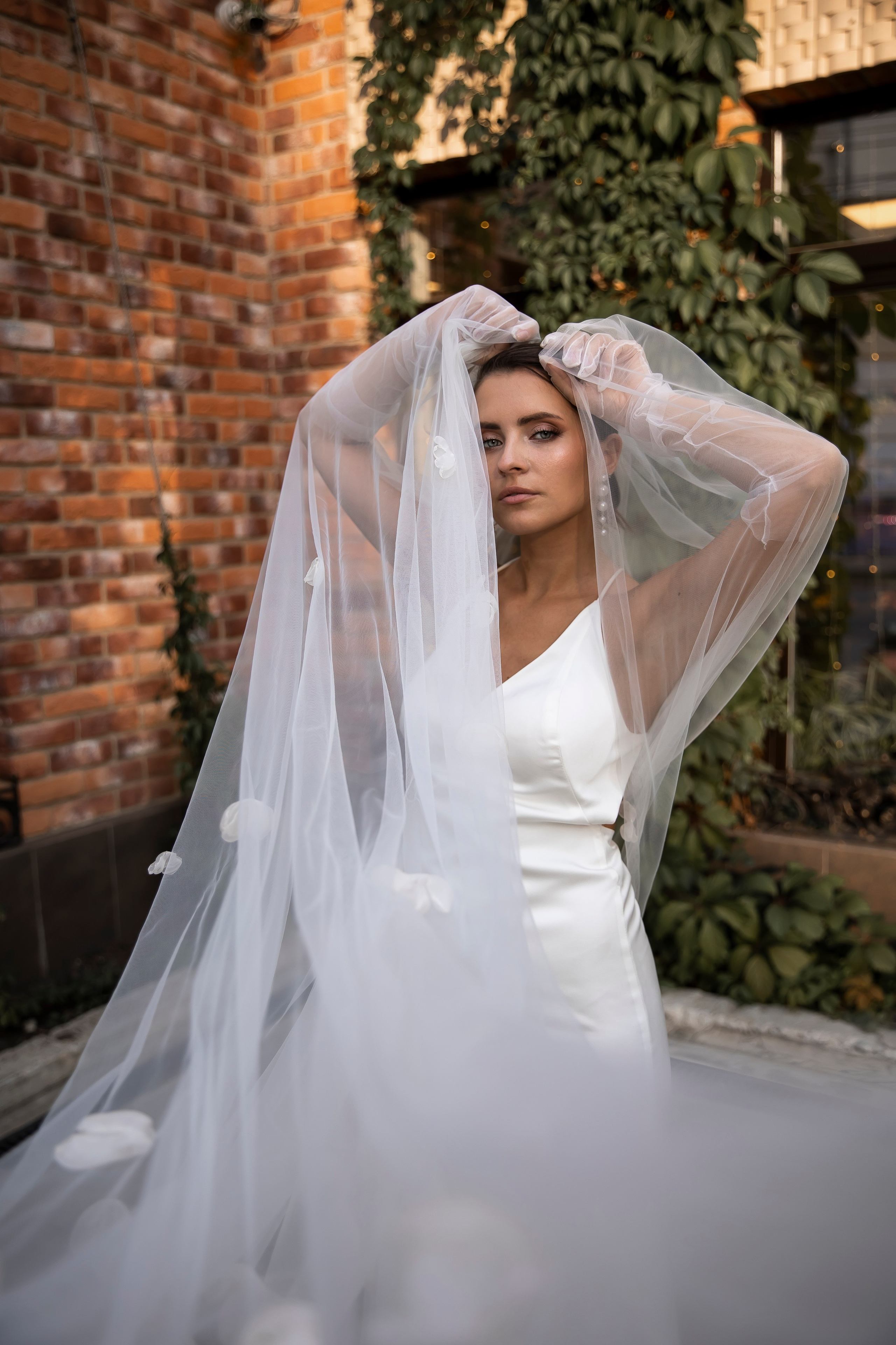 Ксюша. Я Ира и я фотографирую свадьбы более 10 лет