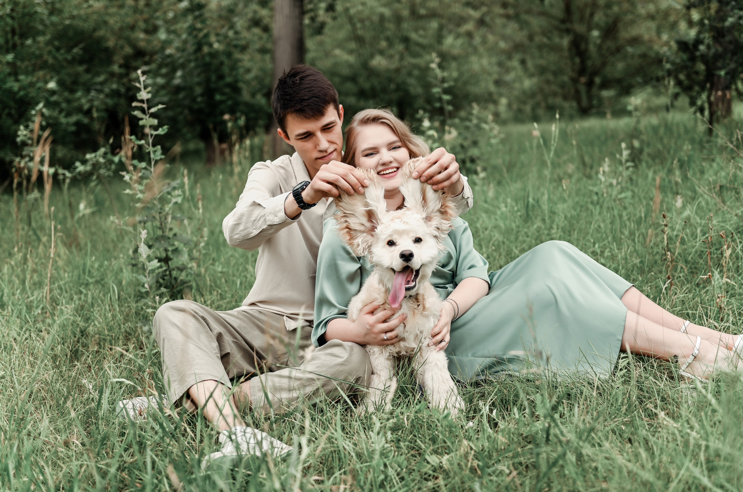 Love story прогулка вместе с песиком))). Свадебный, семейный, детский, контент фотограф в Омске Максим Ильин