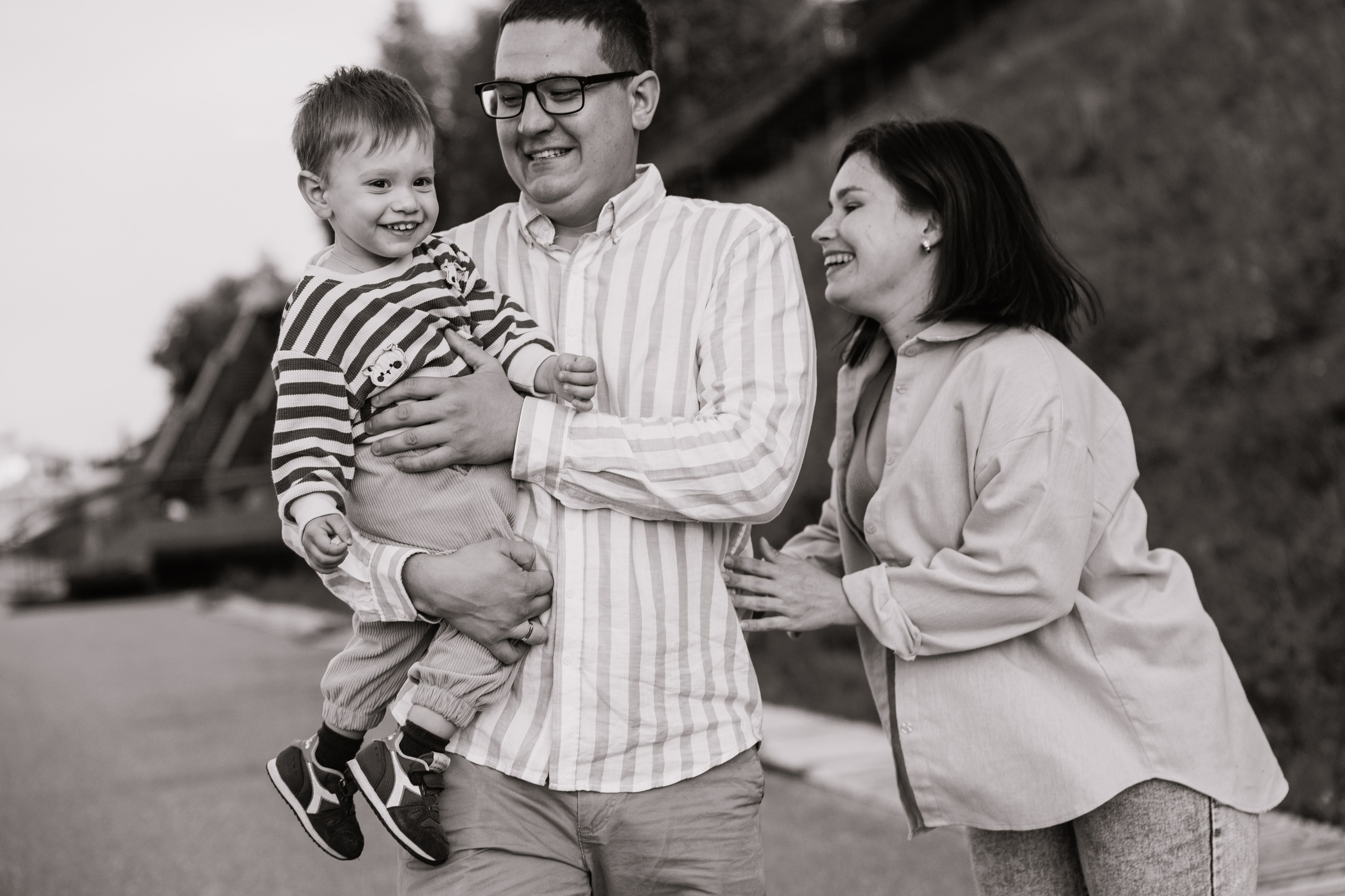 Семейная прогулка на бульваре в Кинешме. Артем Розанов фотограф в Иванове фотограф в Кинешме