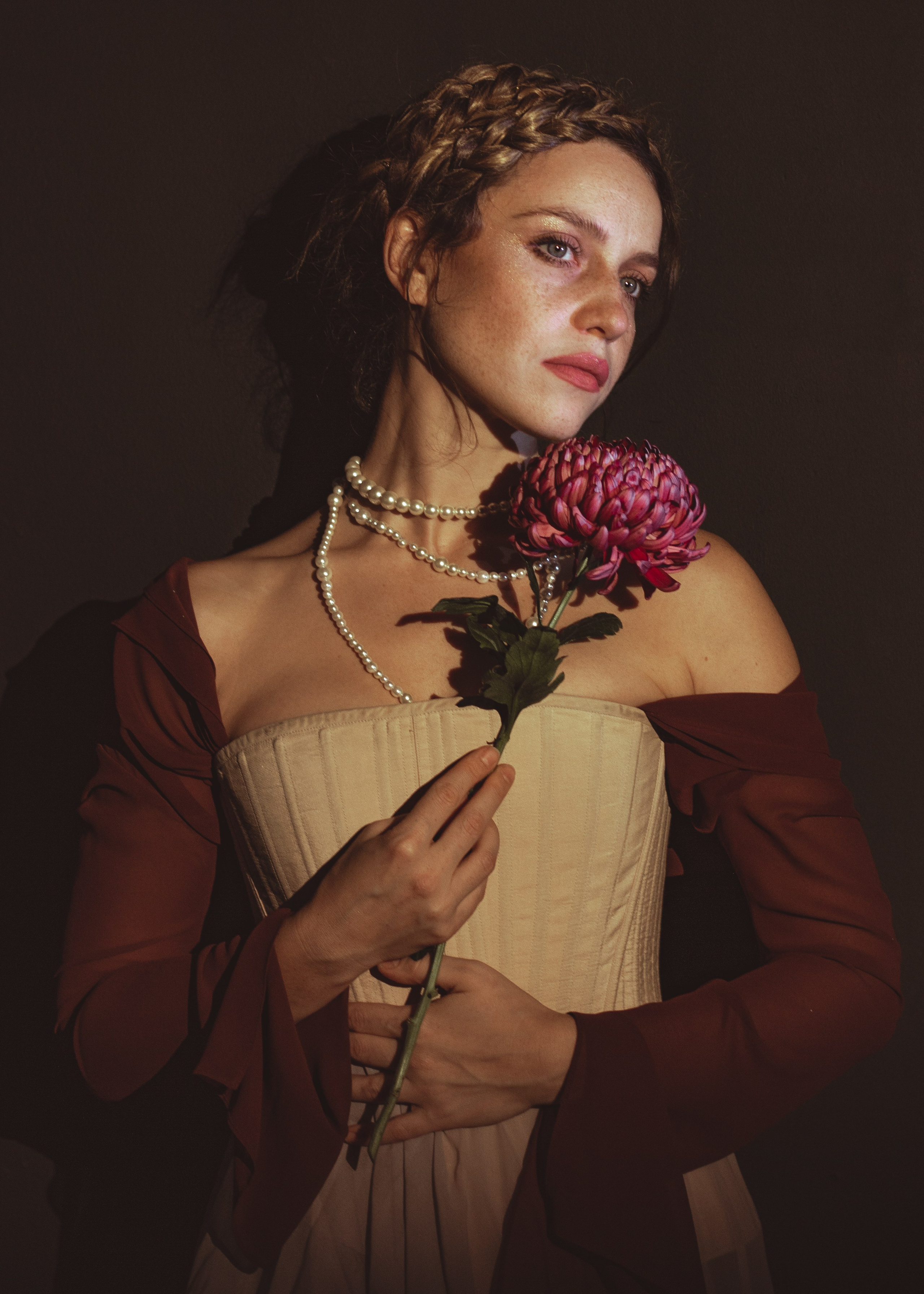 Режиссёр Anastasii Balueva. Портретный фотограф DanilNabody