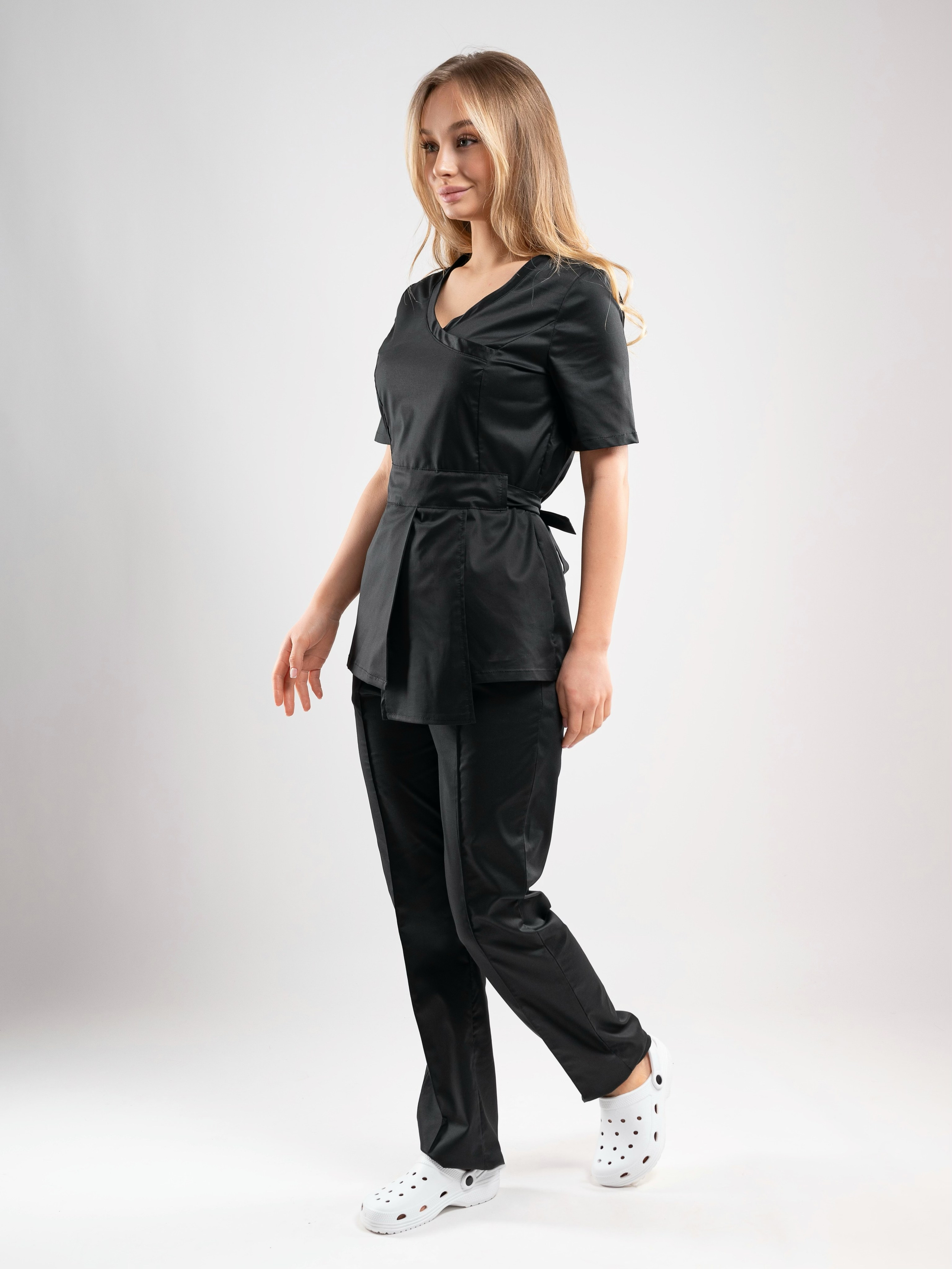 Медицинские костюмы. Предметный фотограф, фото для маркетплейсов Пятигорск, КМВ