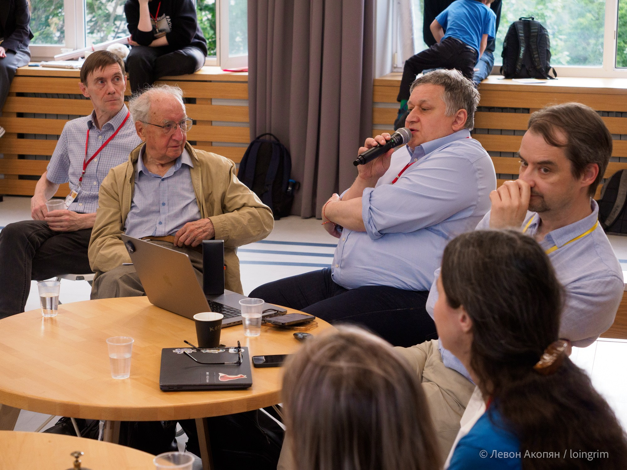 Когнитивная наука в Москве VIII (25 и 26 июня 2025). Loingrim — Свободный художник. Снимаю в своё удовольствие