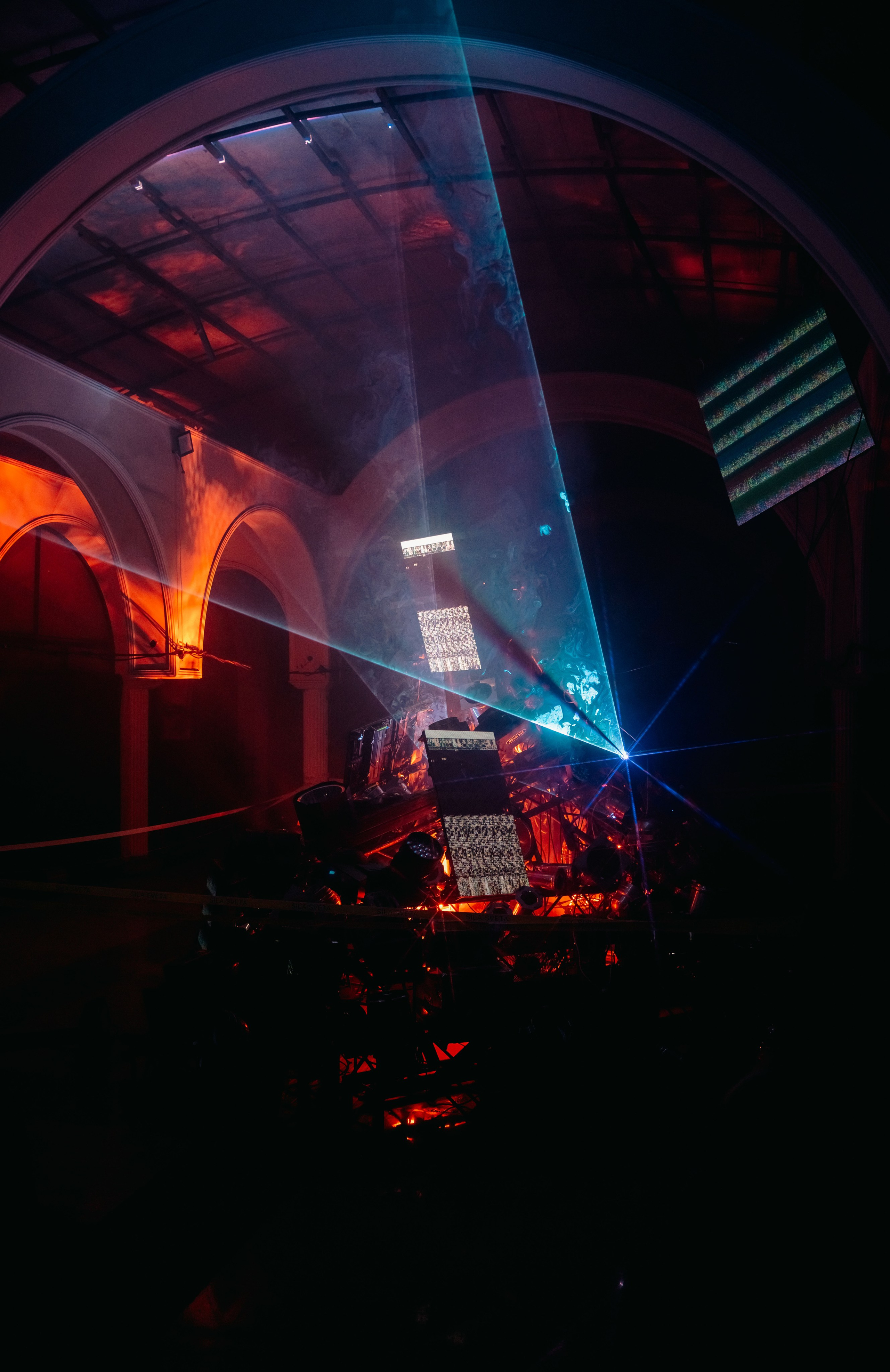 НУР. Инсталляции / 2025. Саша Копылов, фотограф в Казани