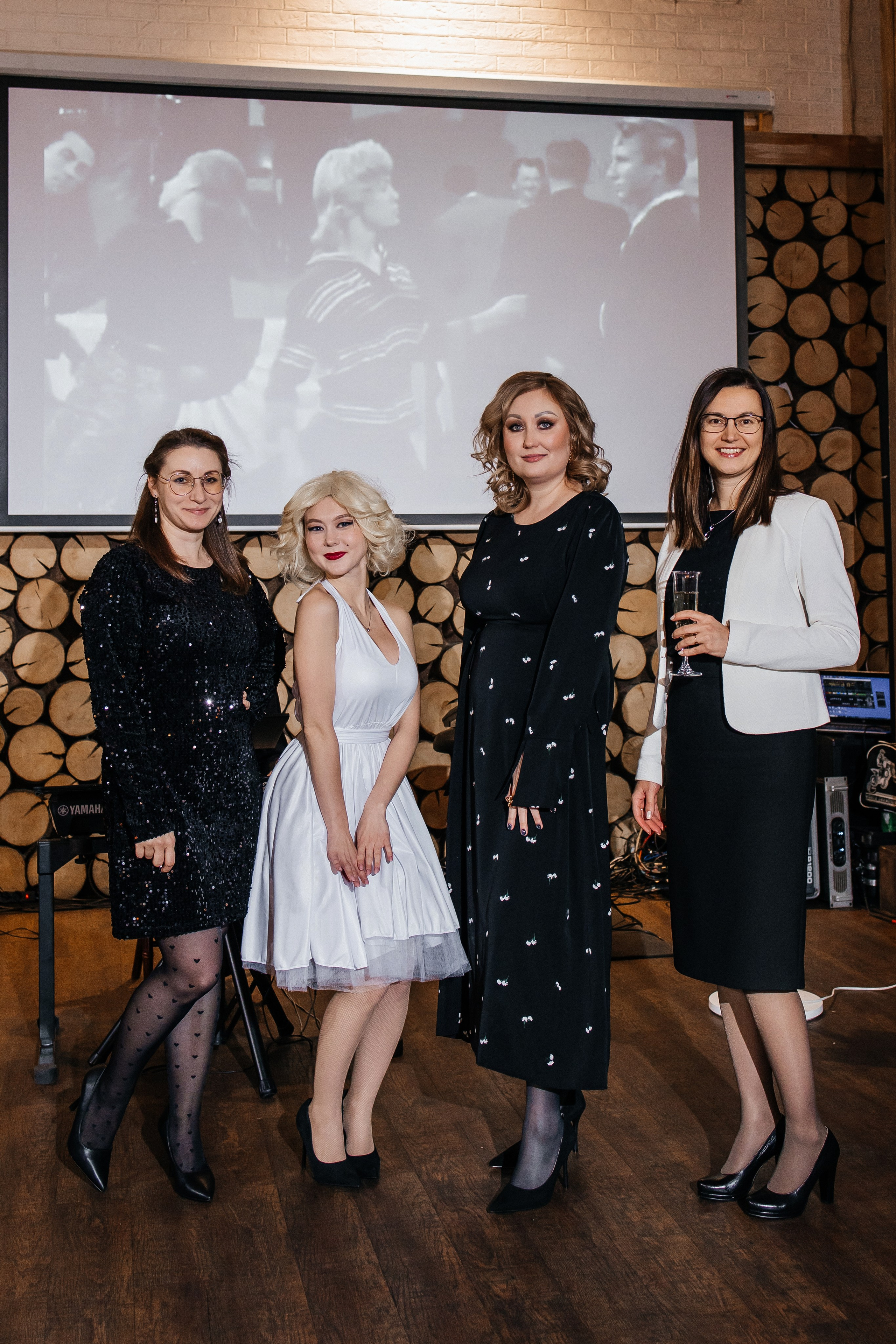 Ретро Корпоратив «РУССКАЯ ЛАБОРАТОРИЯ». Фотограф в Санкт-Петербурге Виктория Безверхая