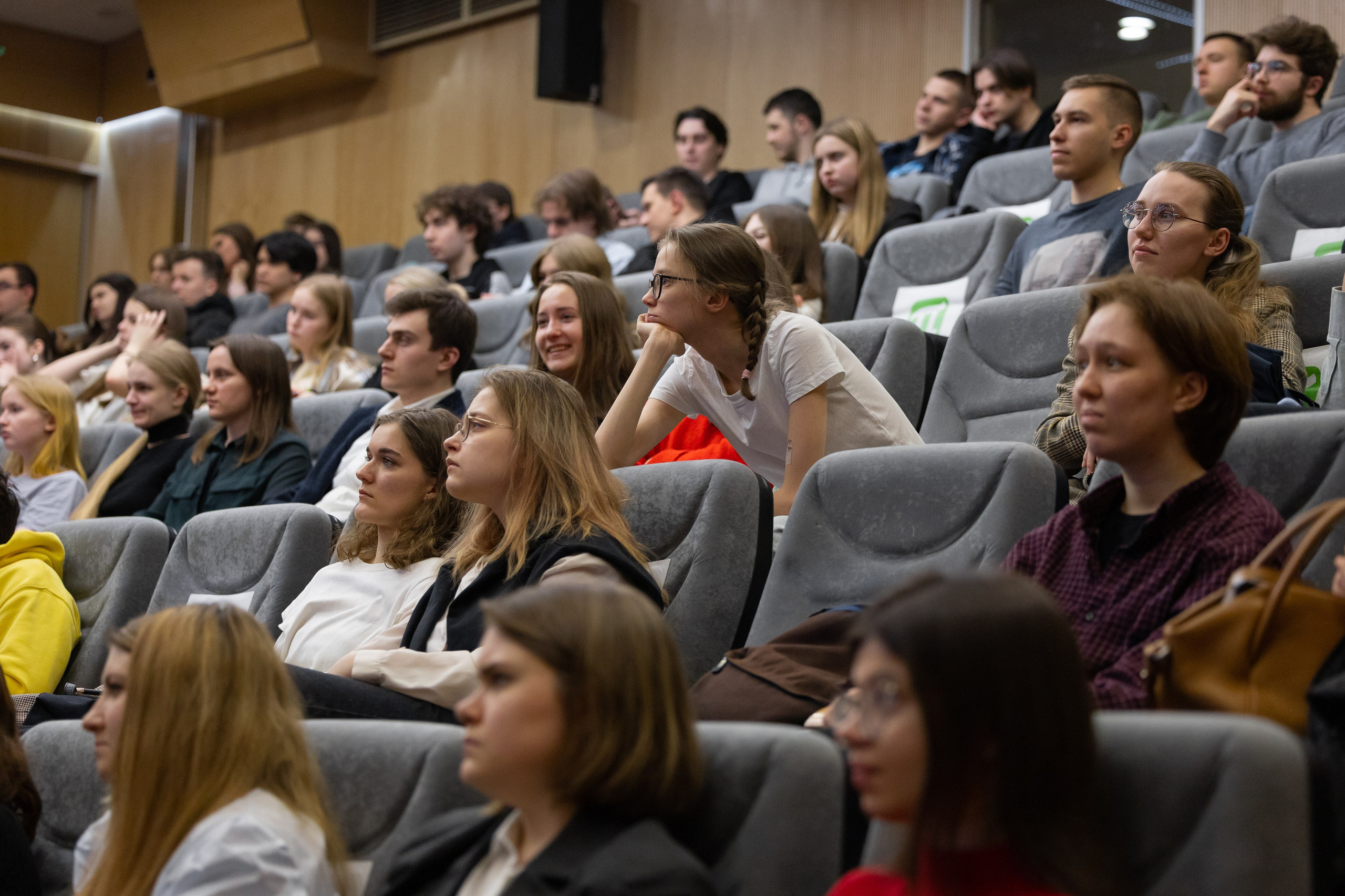 «АРЕХ. РетроПерспектива». Лекция Сергея Сенкевича в Политехе. Евгений Матвеев — фотограф в Санкт-Петербурге