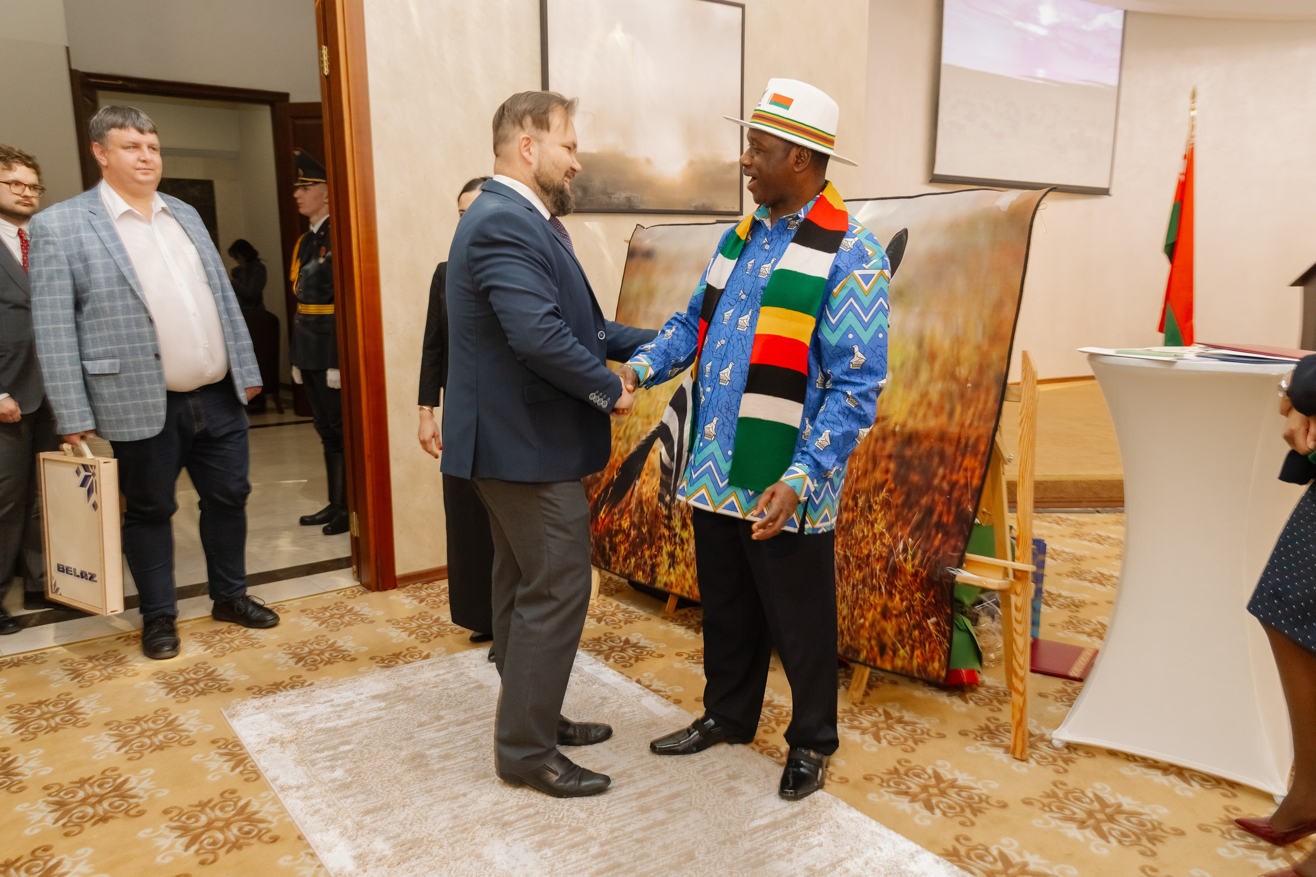 Фотосъемка делегации Посольства Зимбабве в Минске. Свадебный фотограф в Минске/Беларуси Сергей Спиридонов