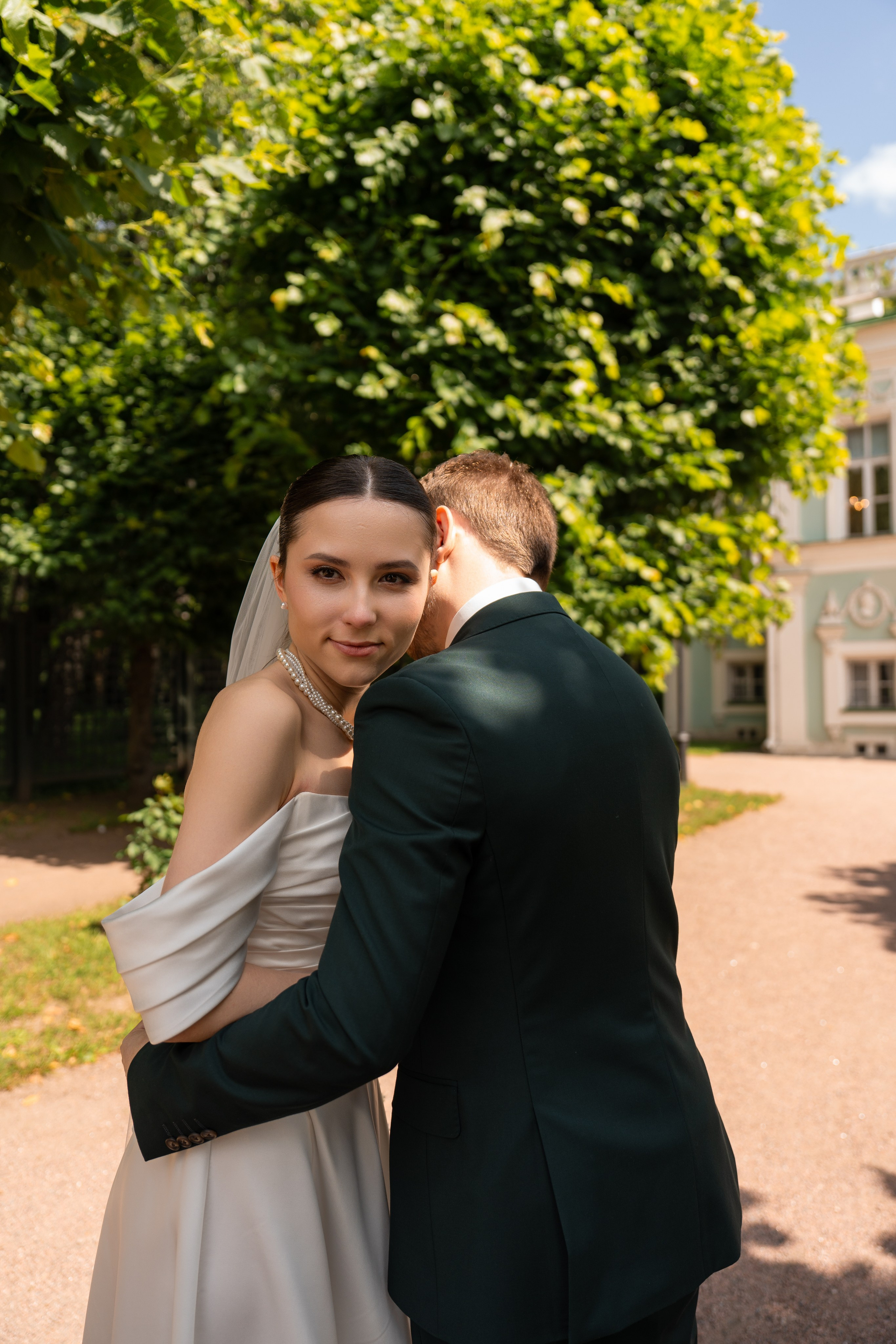 Влад и Илина в Кусково. Свадебный фотограф в Москве Анна Полушина