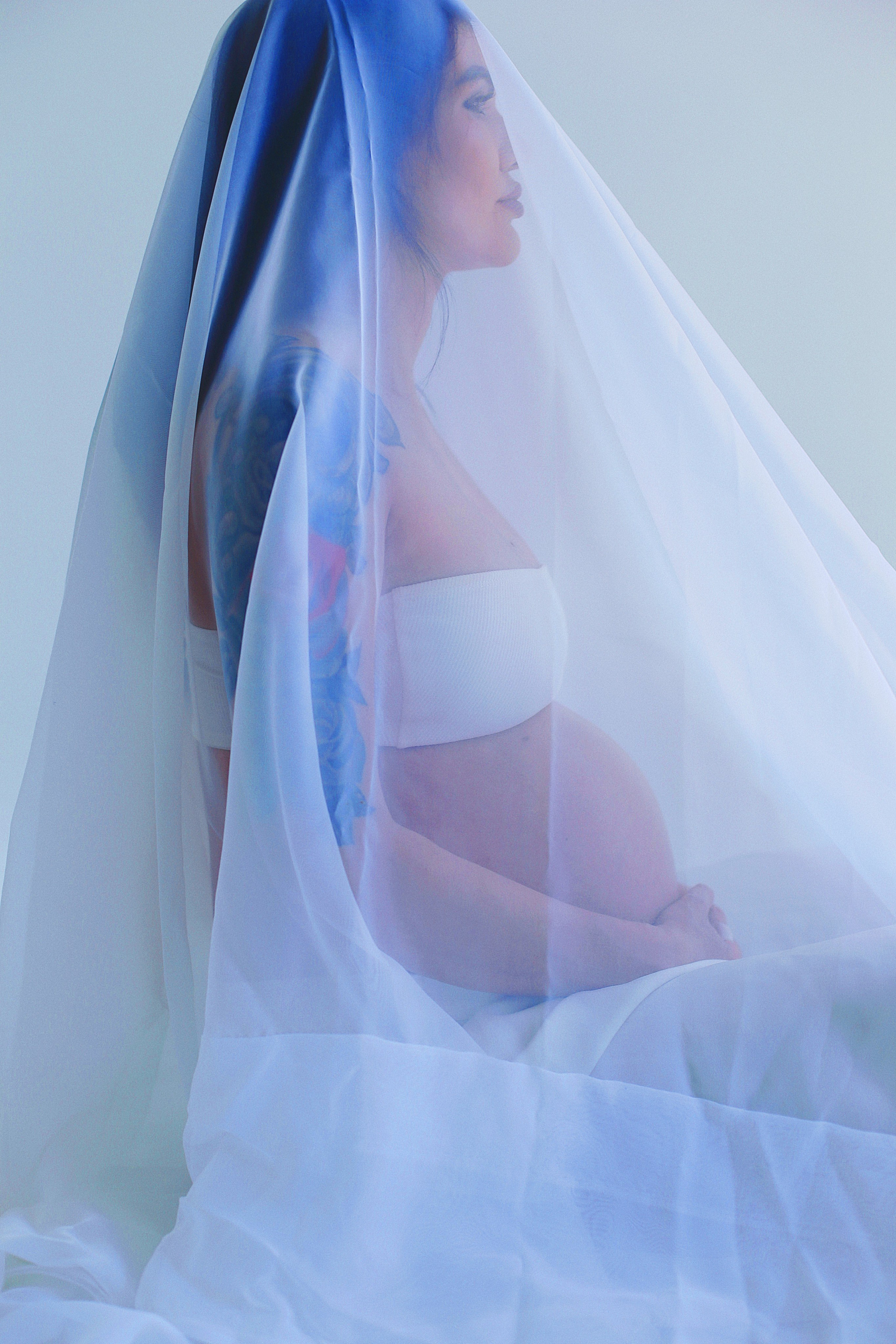 Гуля. Проект со шляпой. Фотограф Пирумян Анна. г. Сургут, г. Воронеж