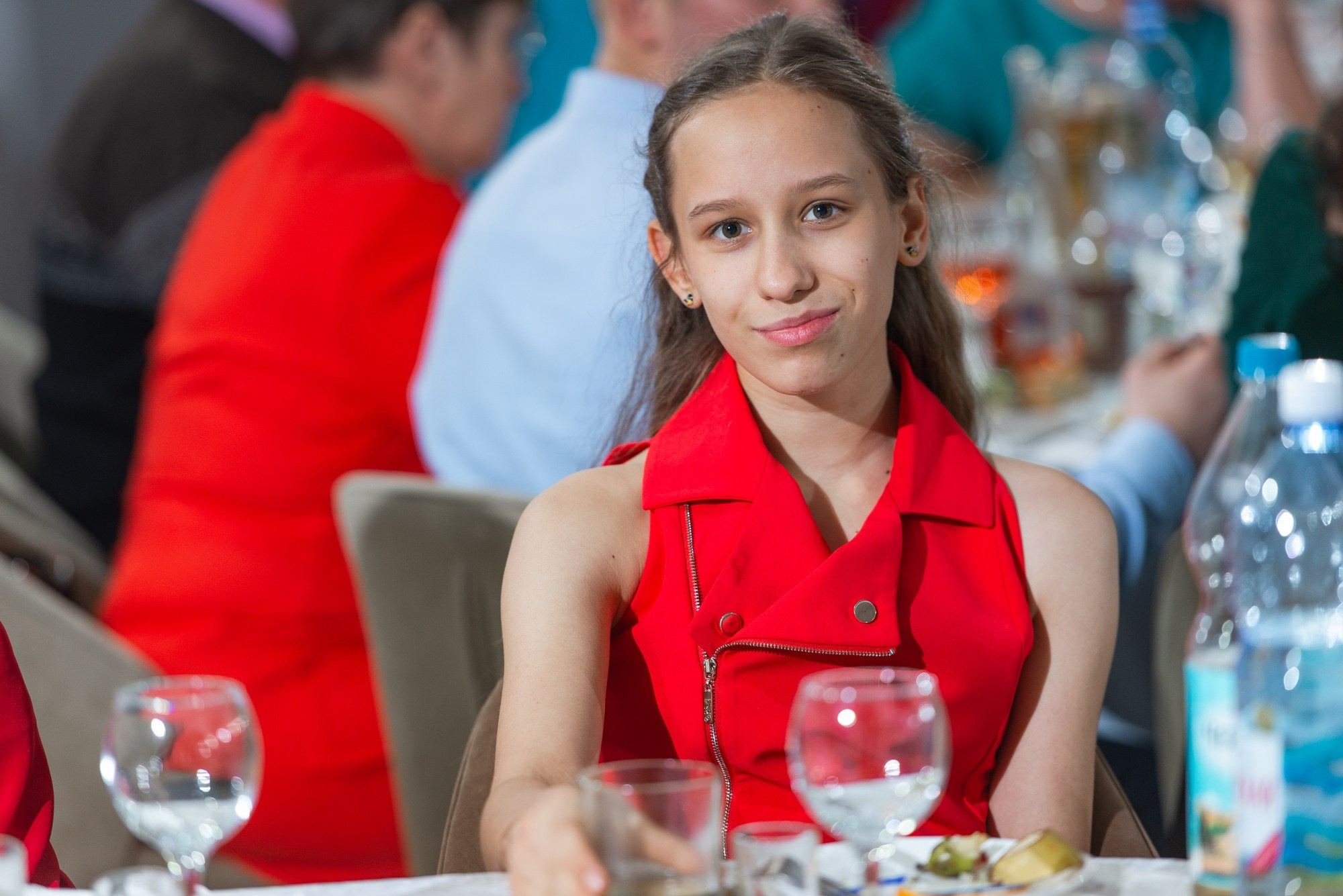 Студия и банкет. Свадебный и семейный фотограф в Омске Мормулев Михаил