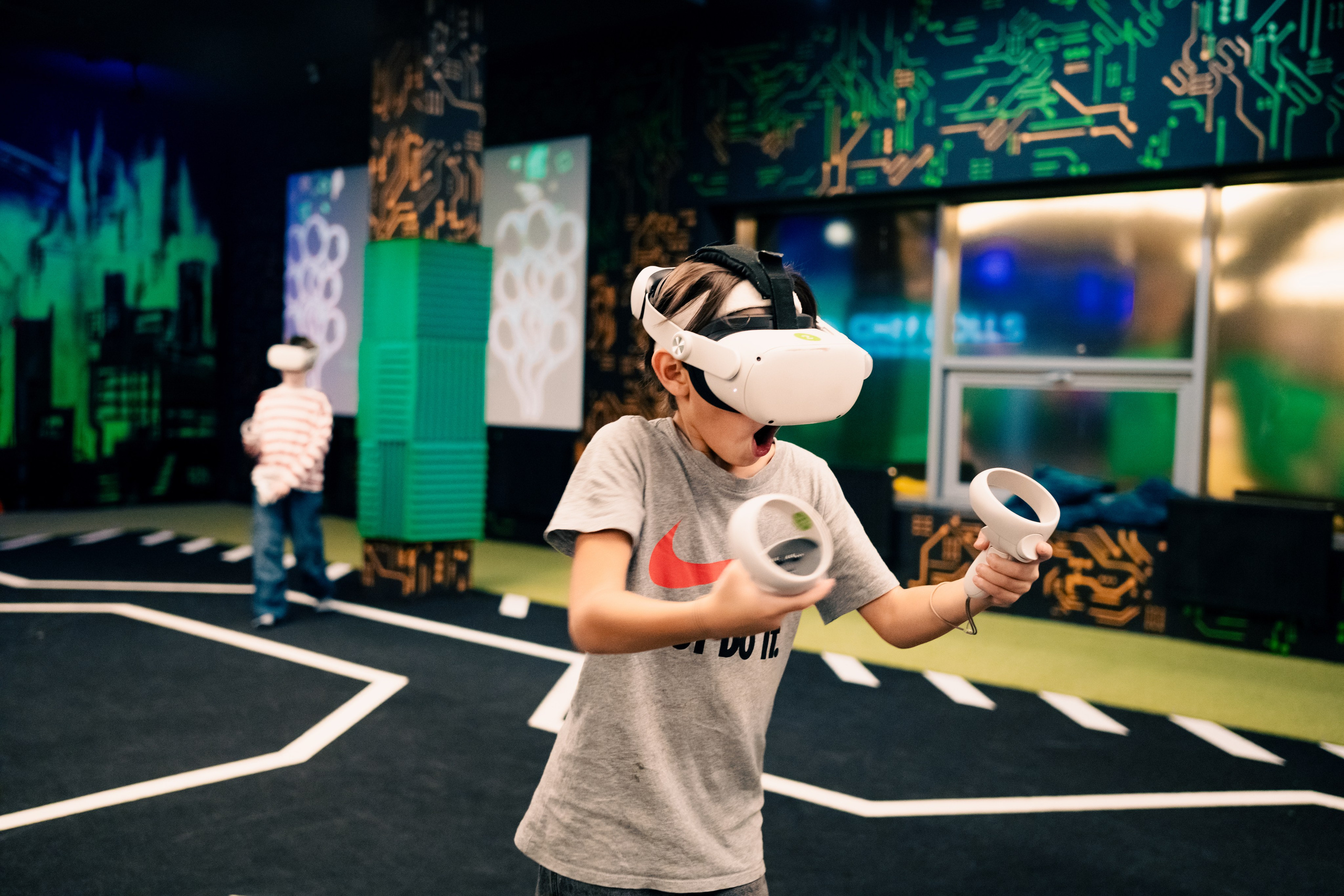 VR (November-December 2024). Felixtones