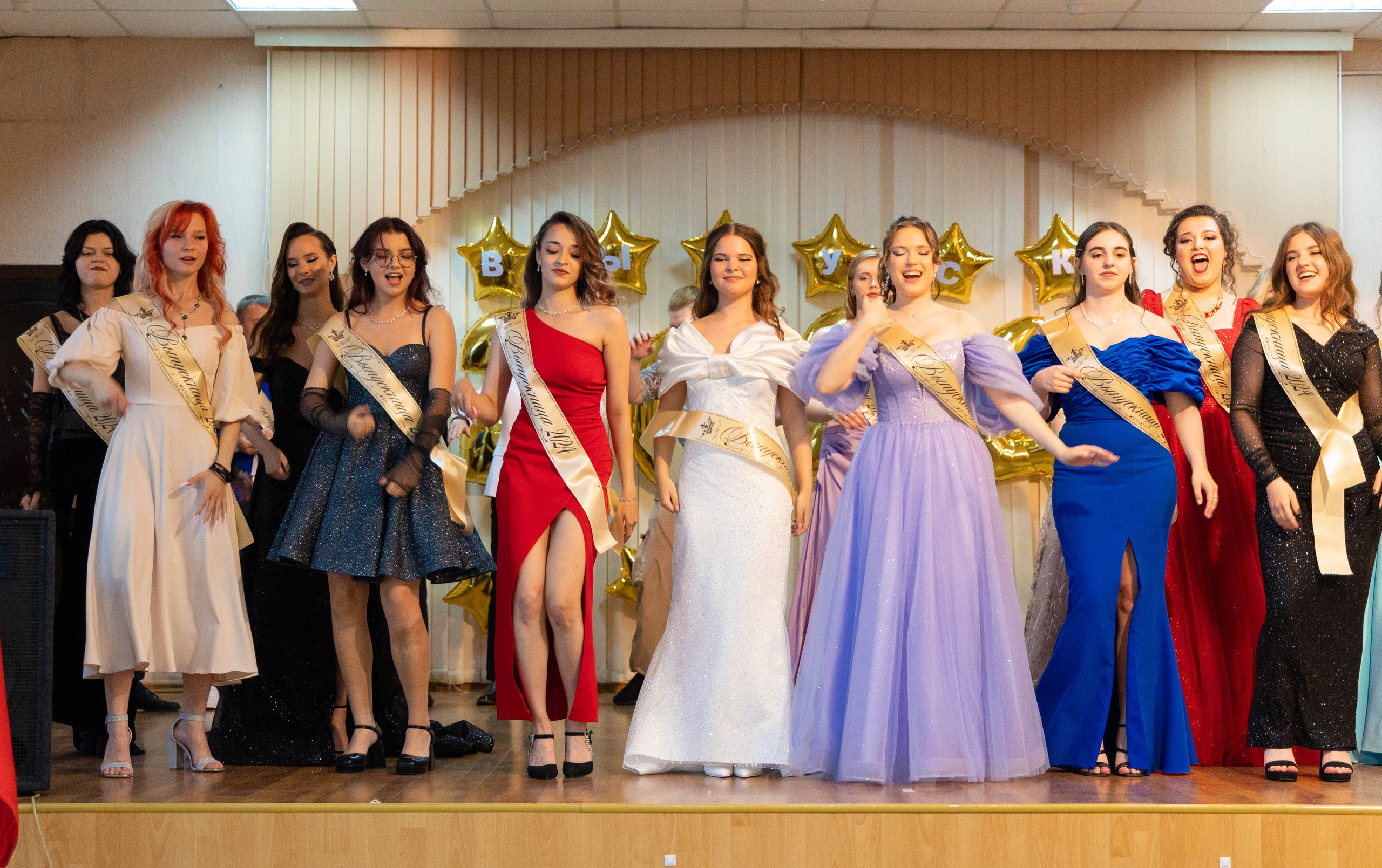 Школа № 5 Липецк. Выпускной 2024. Выпускные альбомы в Липецк