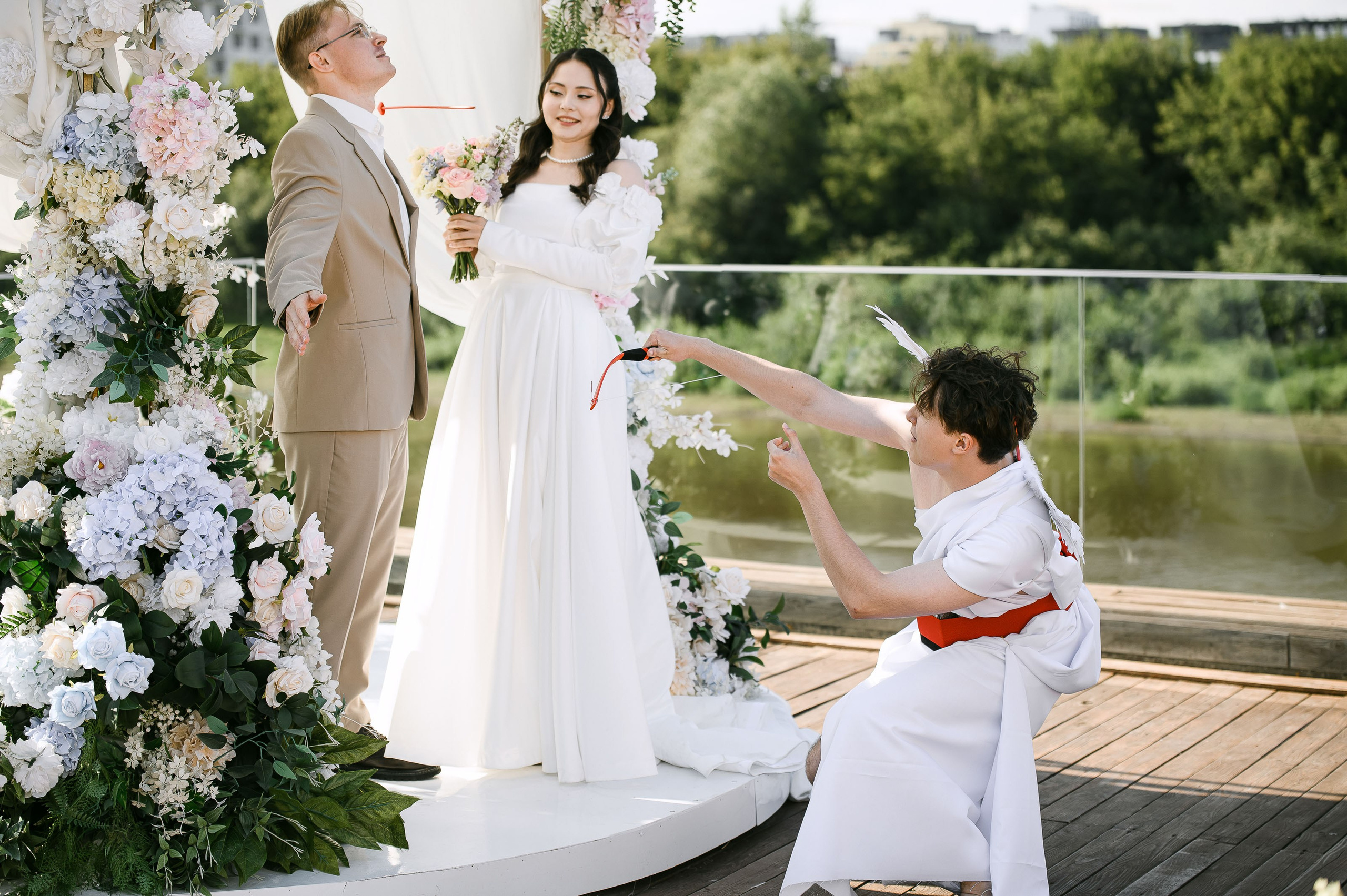 Одним солнечным днем на берегу реки. Евгений Нисковских — свадебный и репортажный фотограф в Тюмени