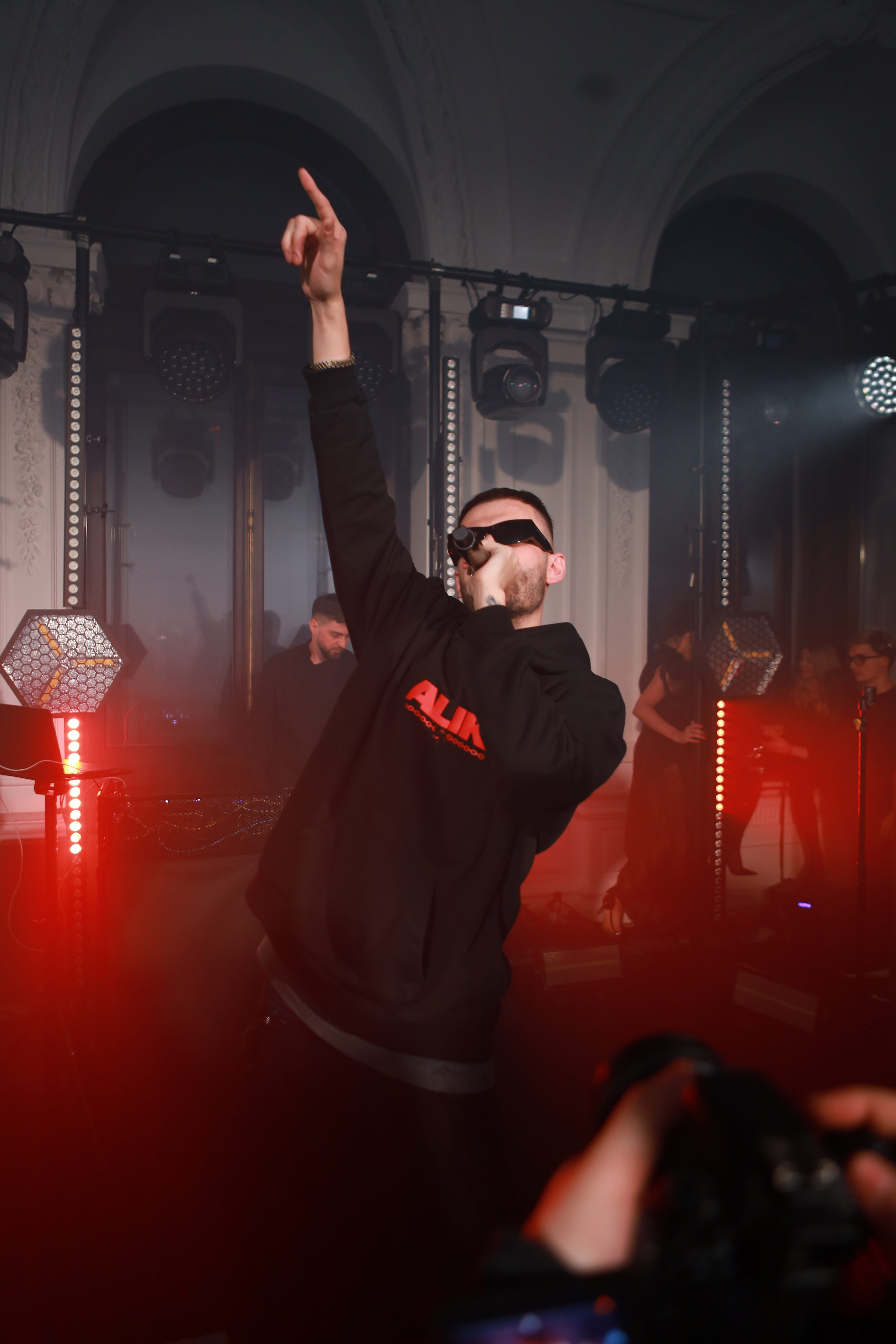 DOMA. Портретный и коммерческий фотограф Даниил Шентелев