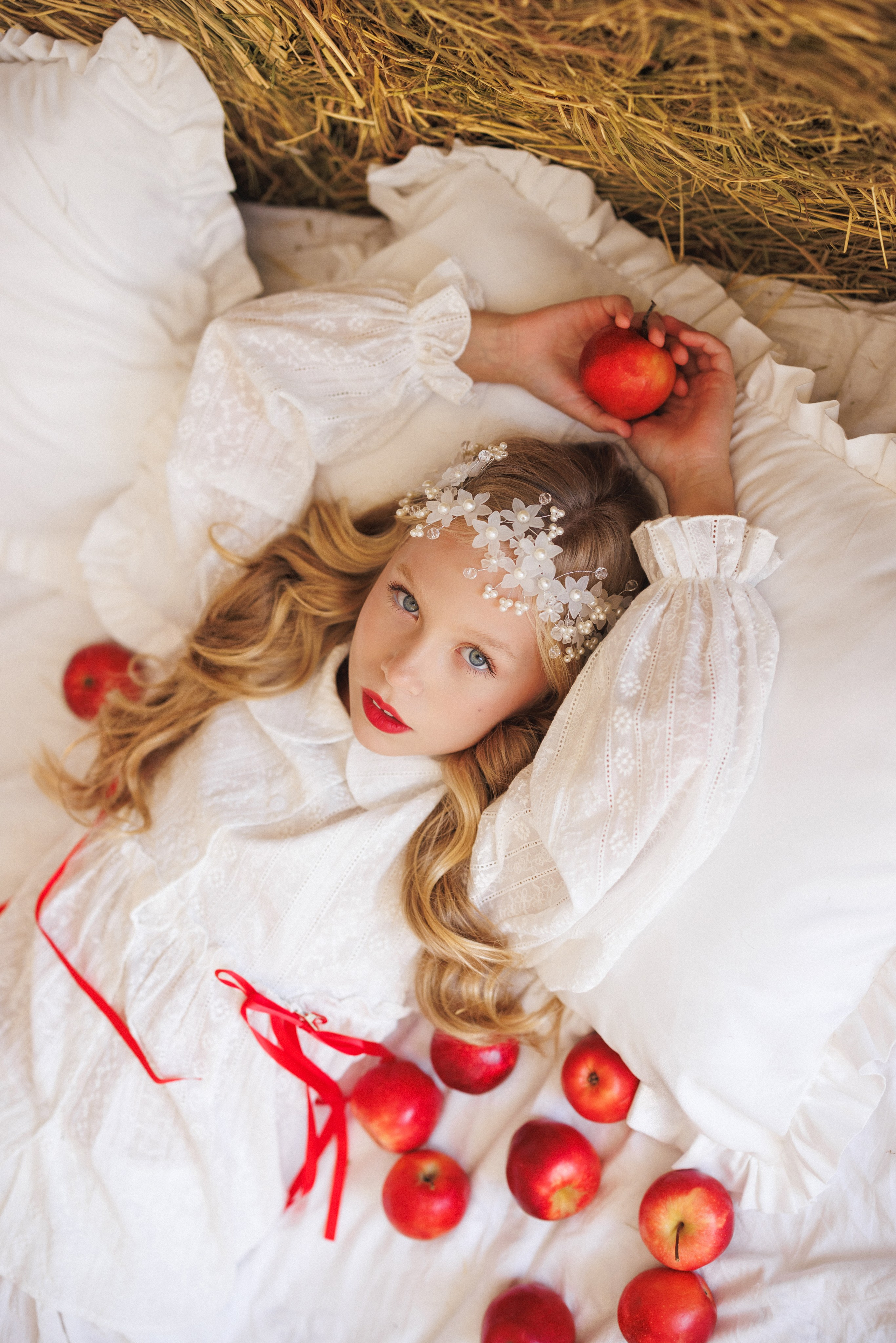 Фотосессия в современном Русском стиле. Фотостудия Лофт потолок, зал «Берлин», город Краснодар. Семейный и детский фотограф в Краснодаре Анна Трашкова