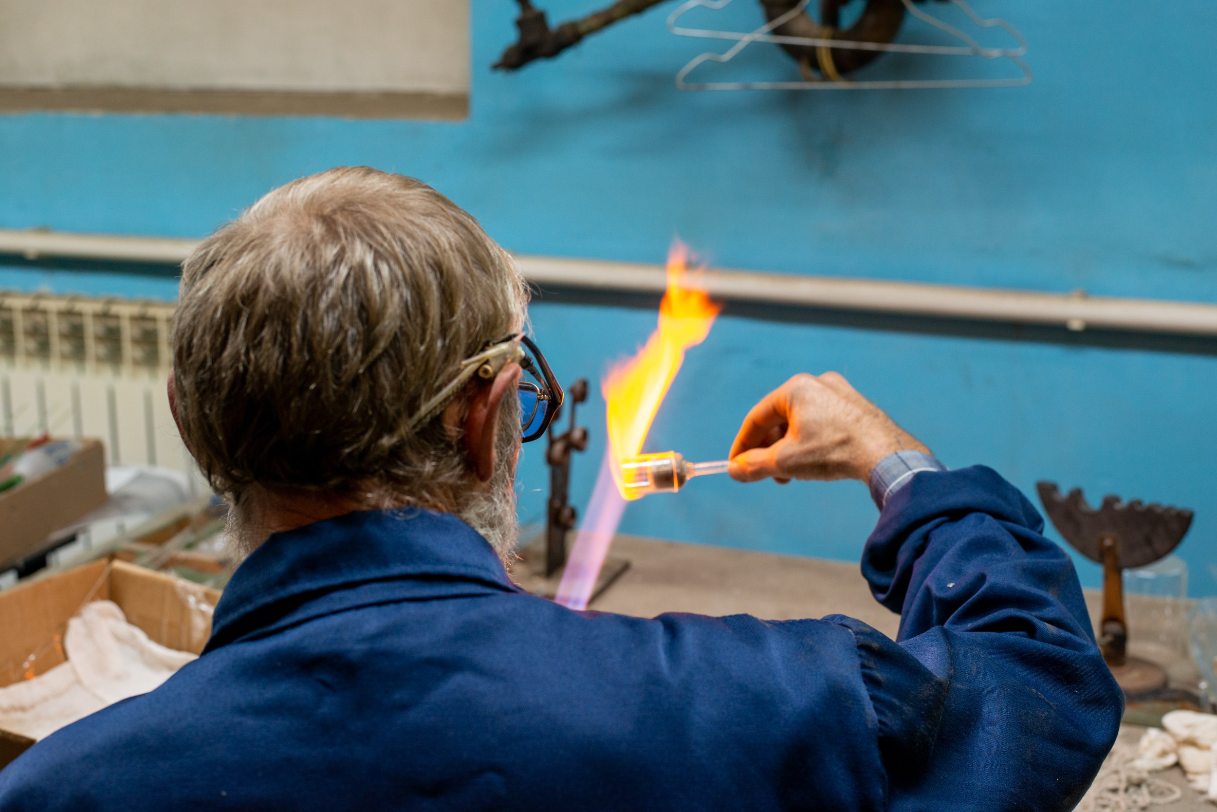 Производство стекла. Коммерческая фотосъёмка городской среды, архитектуры и производственных объектов