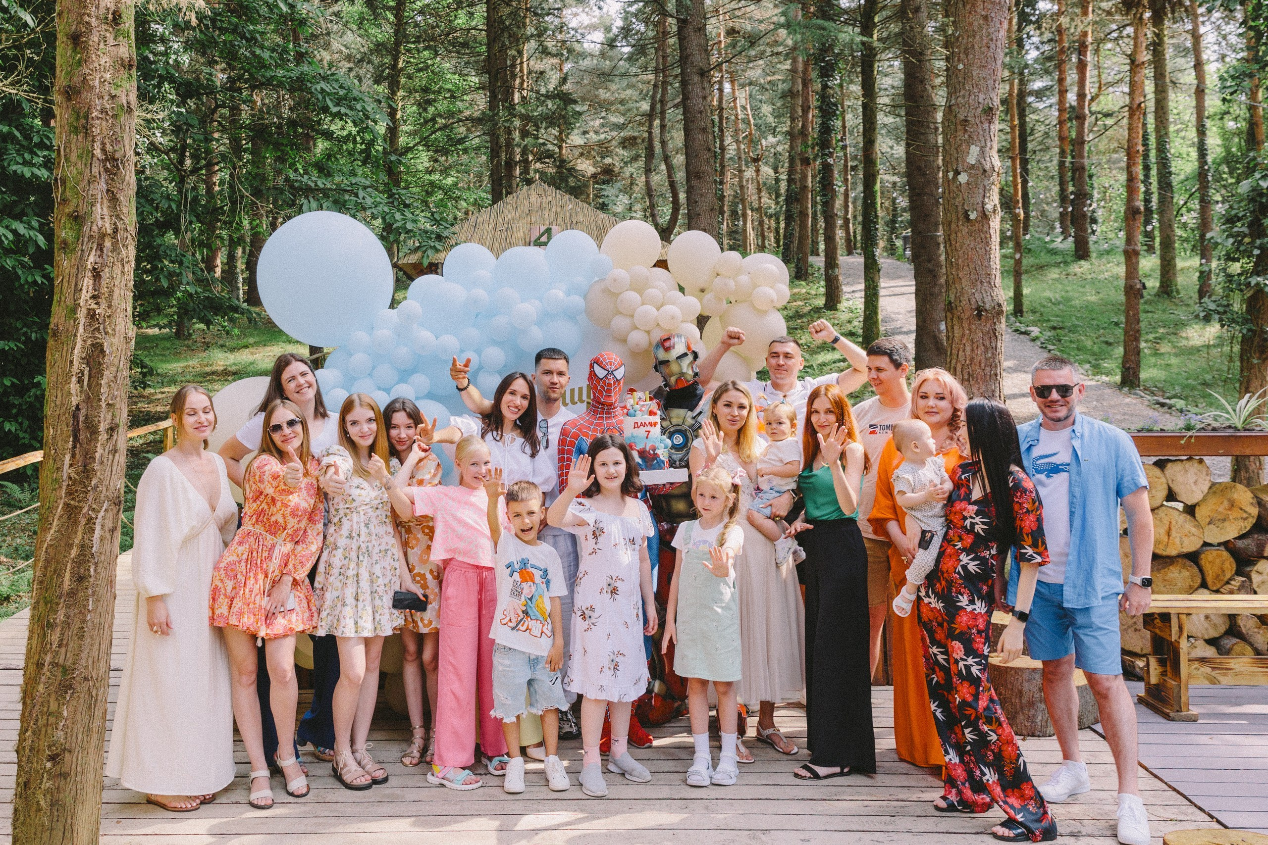 Фотограф на день рождения — ресторан Форест. Свадебный фотограф в Абхазии, Сухум, Гагра, Сочи